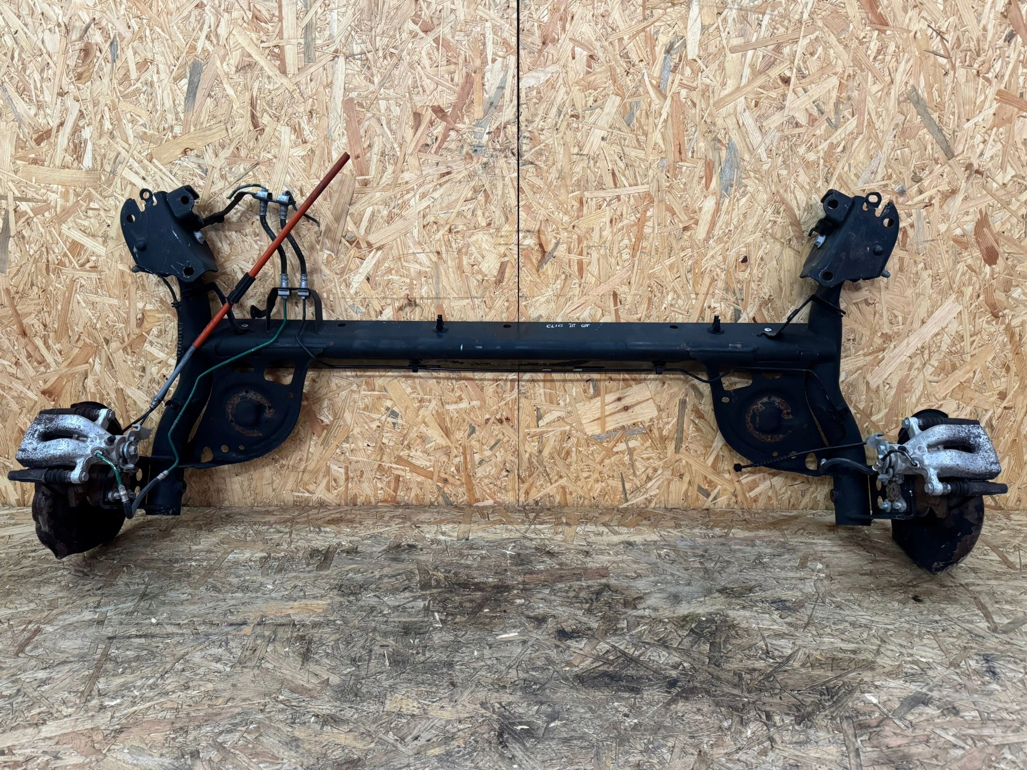 BELKA TYLNA RENAULT CLIO III MODUS TARCZE