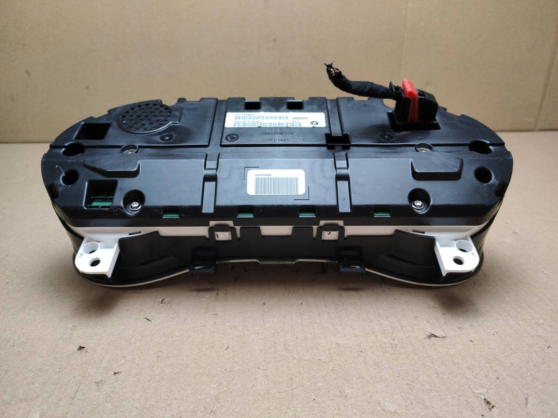 dials Jeep Cherokee 5 2014 P68105888AH