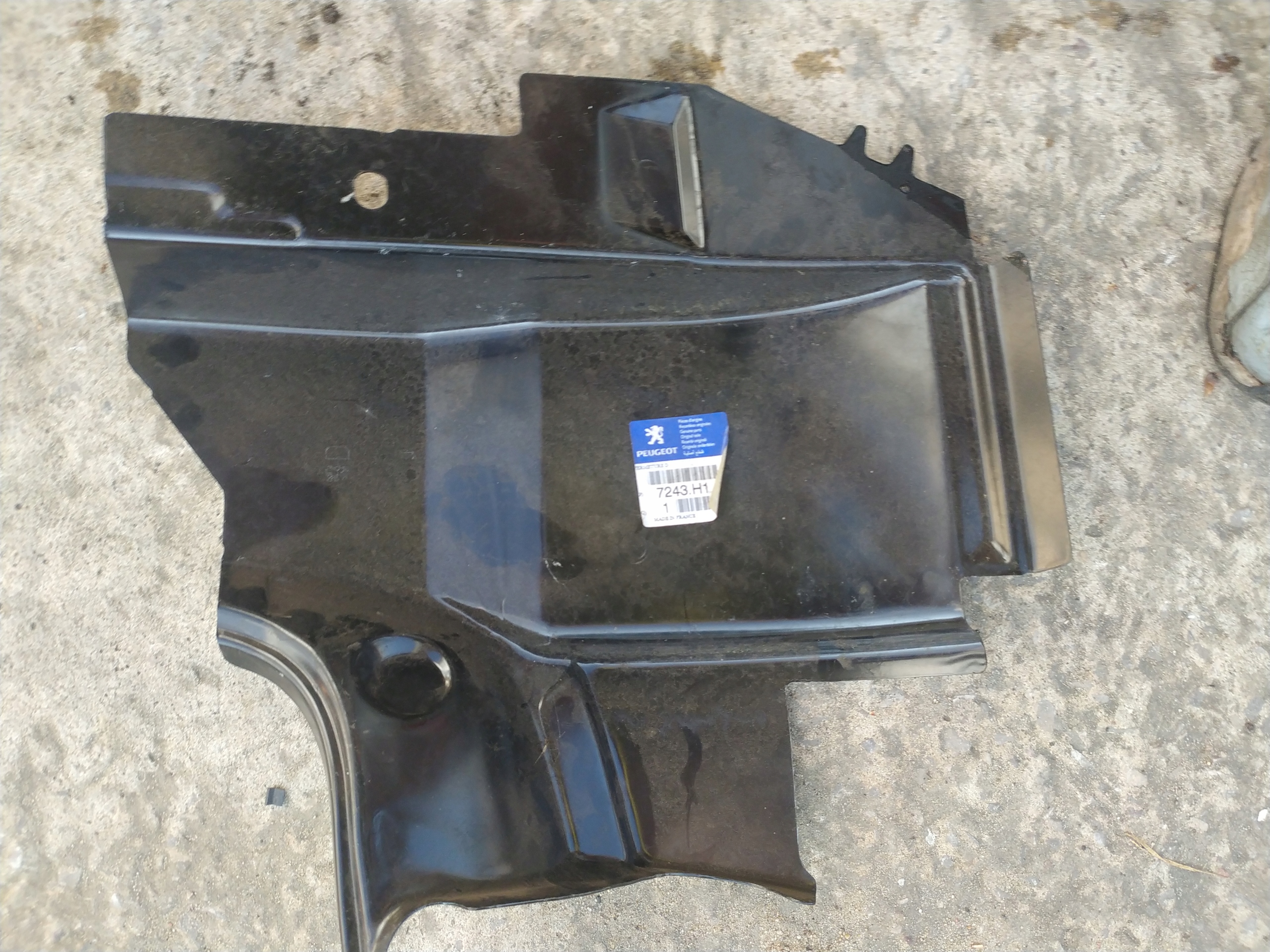 side fender rear right peugeot 206 7243.H1