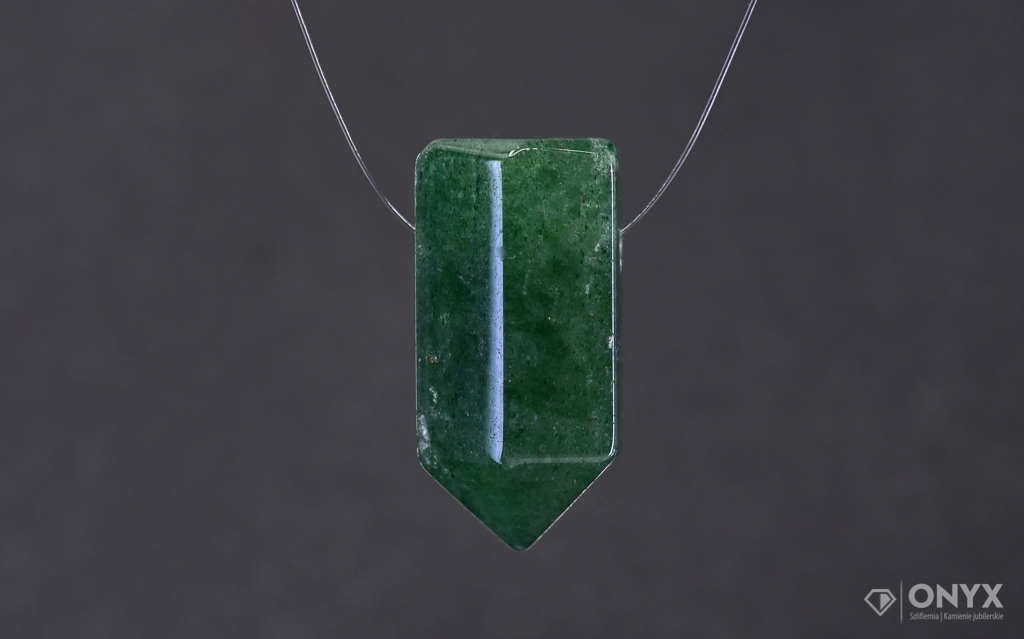 Zelený křemen provrtaný fazetovaný křišťál 20x