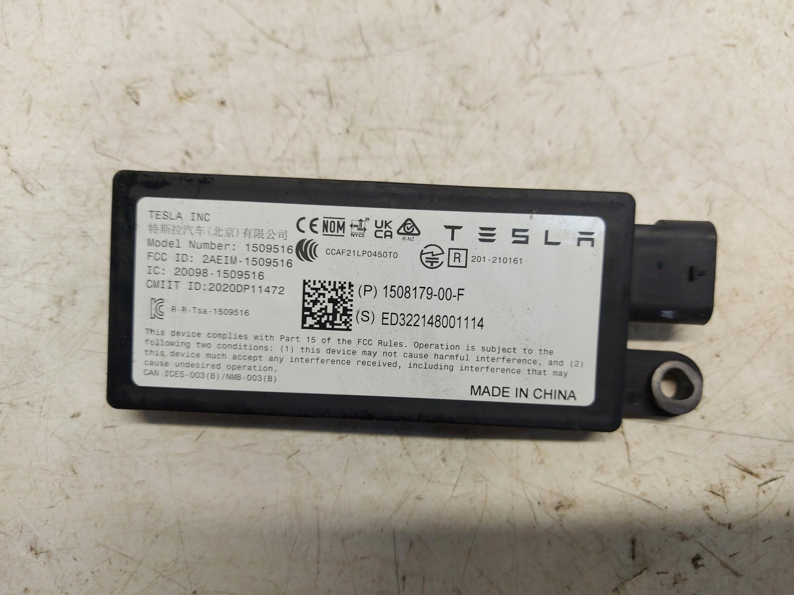 TESLA MODEL Y 2022r, module control unit ANTENY 1508179-00-F