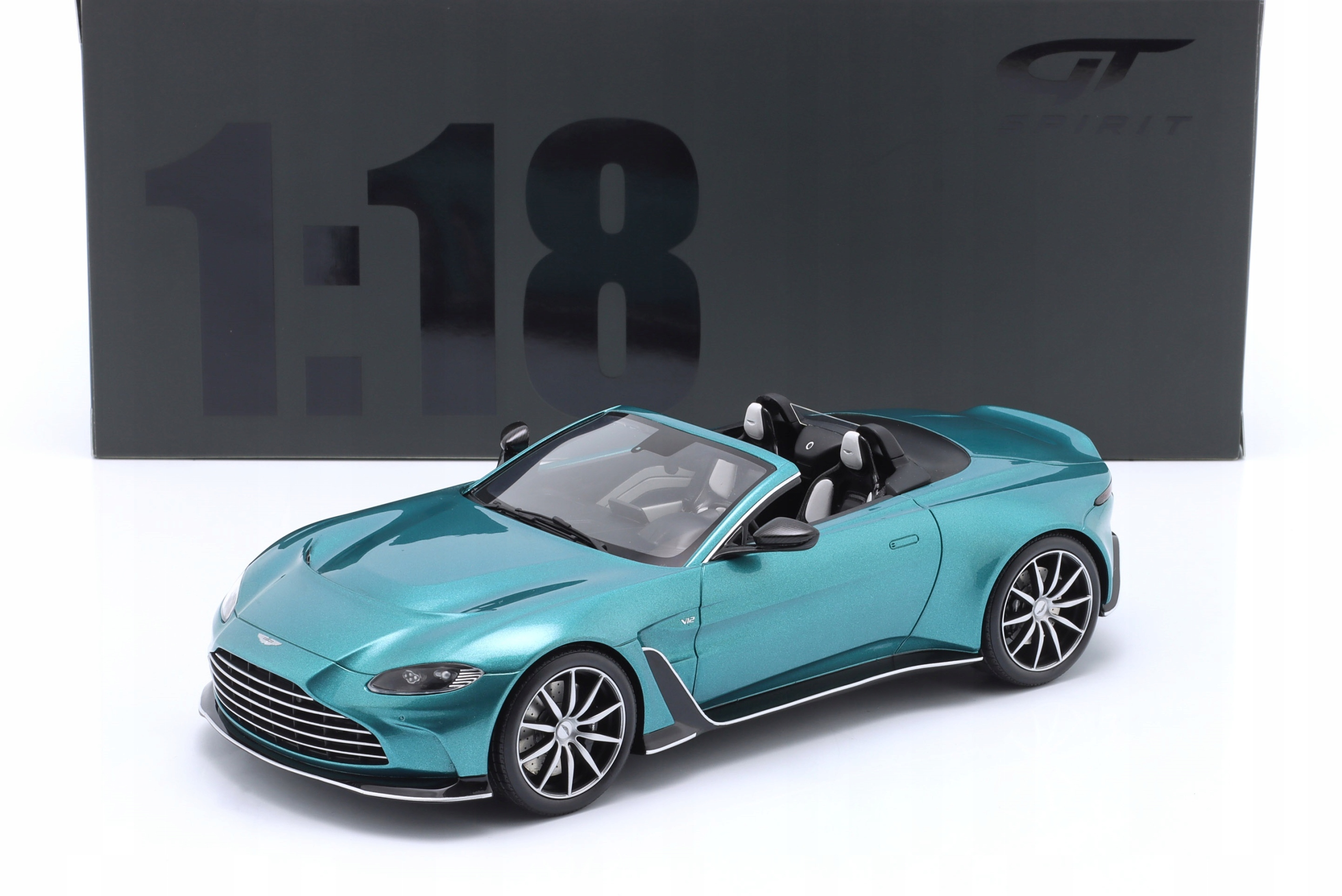Gt Spirit Aston Martin V12 Vantage Roadster 2023 Turquise LE1/999 1:18