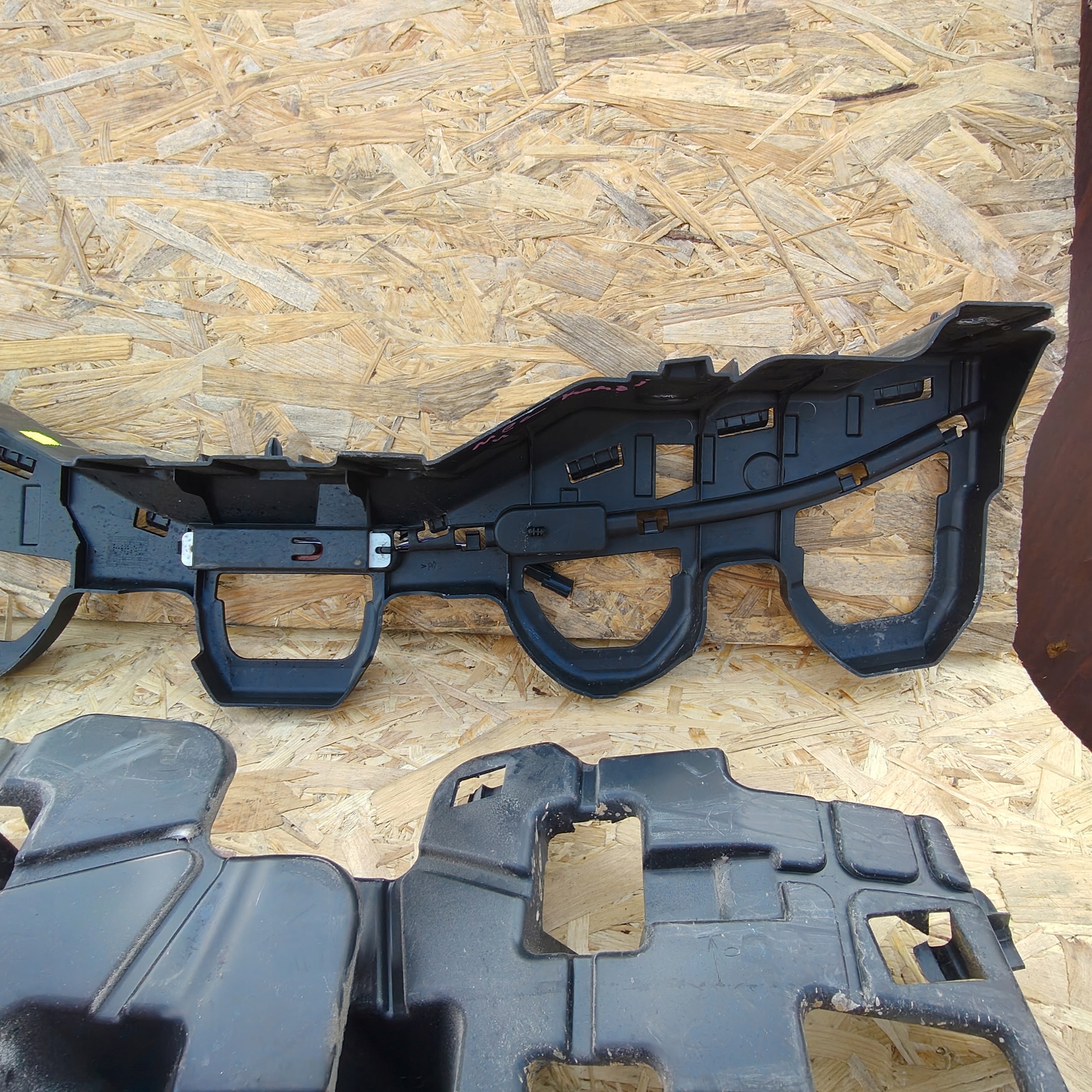 bumper bracket rear part KOMPLET RENAULT MEGANE IV KOMBI