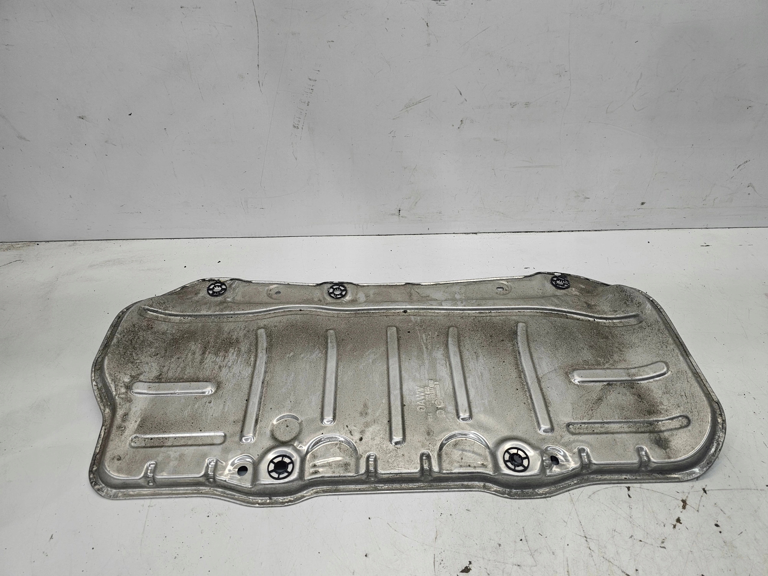 cover TERMICZNA chassis AUDI A3 8V A3 8Y SPORTBACK 5Q0825701E