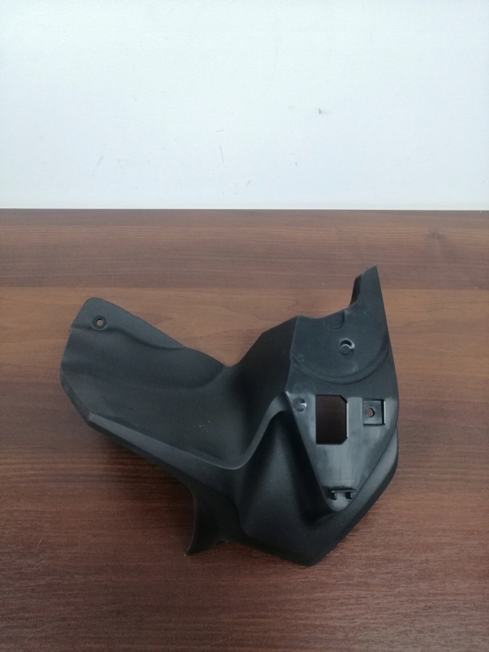 46638556643 - Направляющая отработанного воздуха л BMW R1200 GS