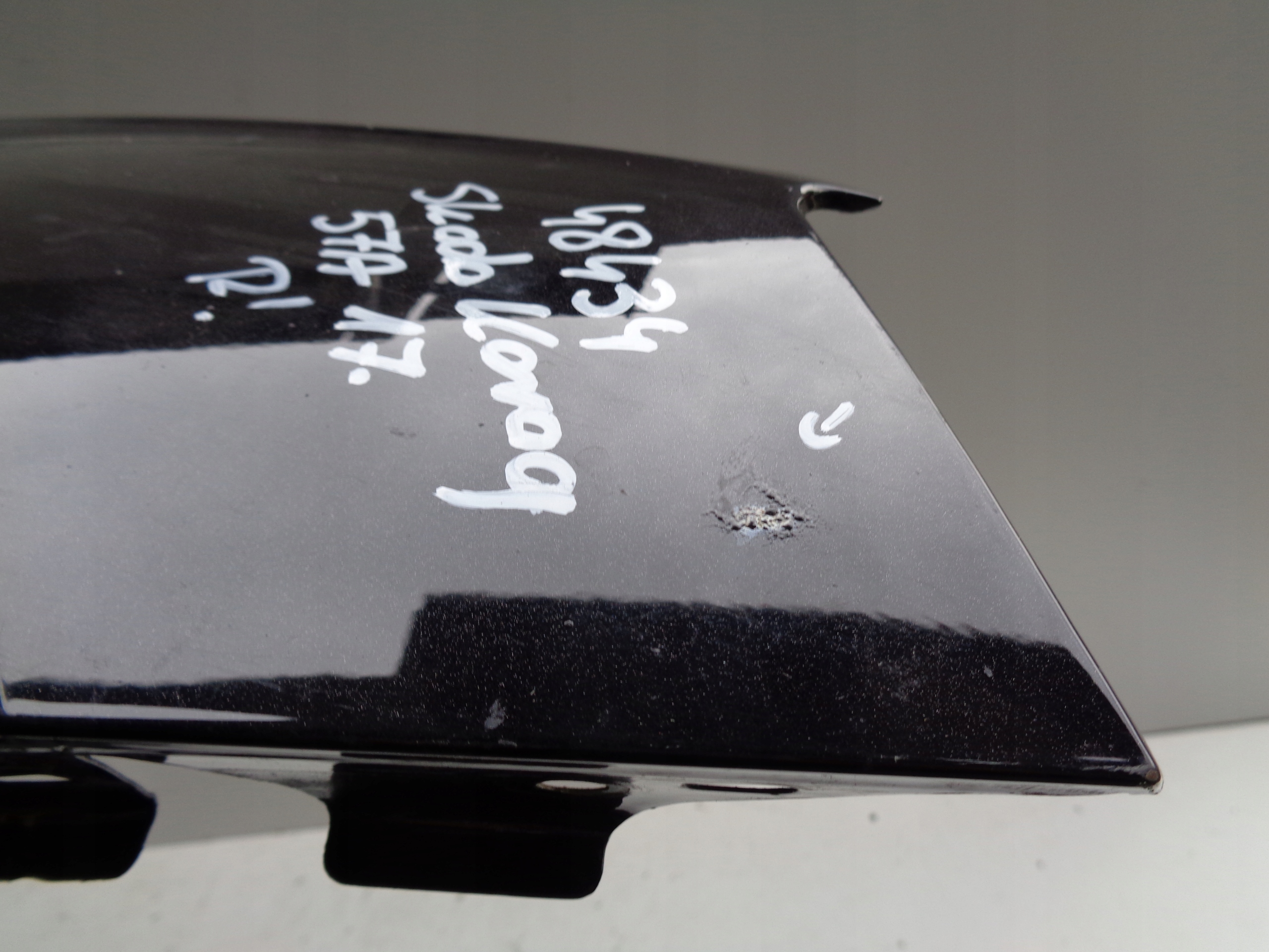 fender right front SKODA KAROQ 57A 17- NR 48434
