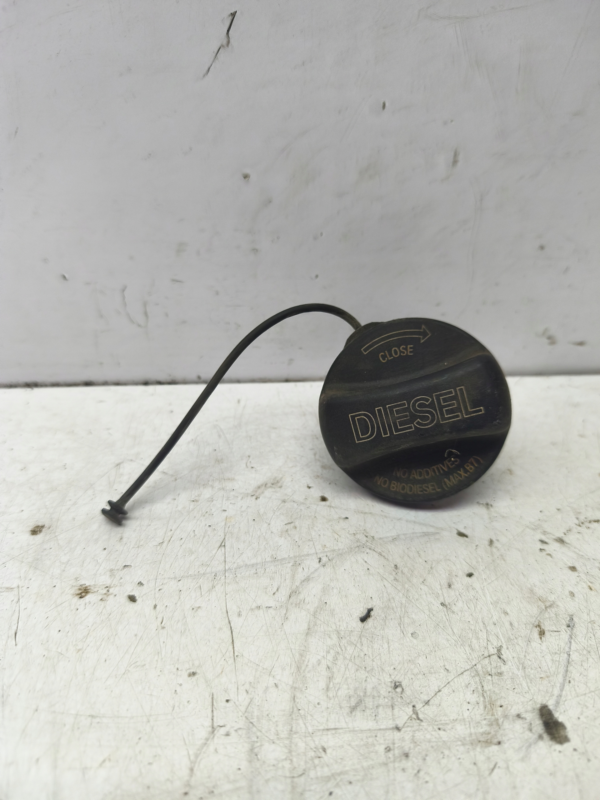 KOREK WLEWU PALIWA 2.0 L BMW 5 F10 X3 F25 1 X5 MINI COUNTRYMAN R60 10-16