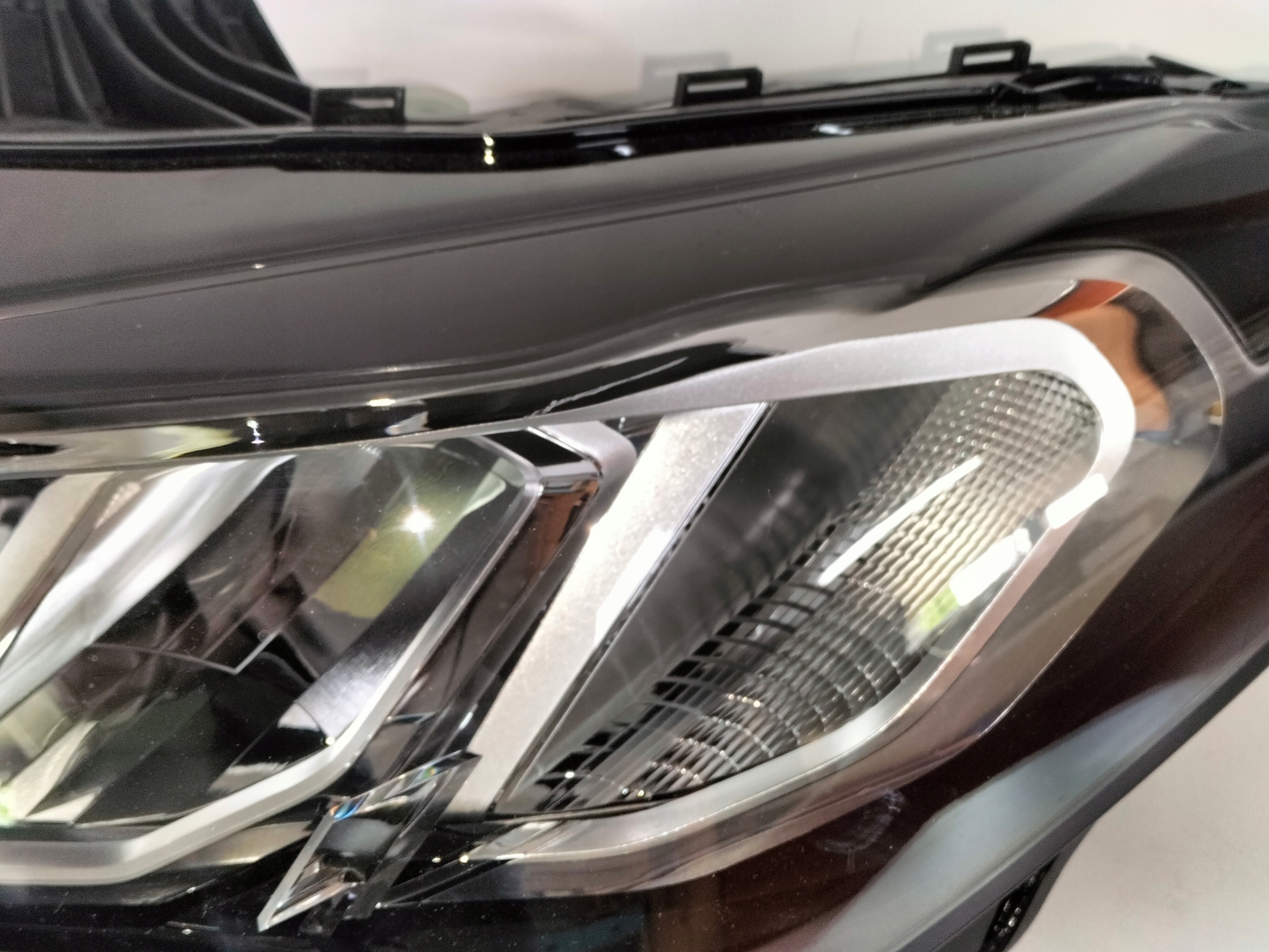 light front left BMW 2 U06 ACTIVE TOURER 21