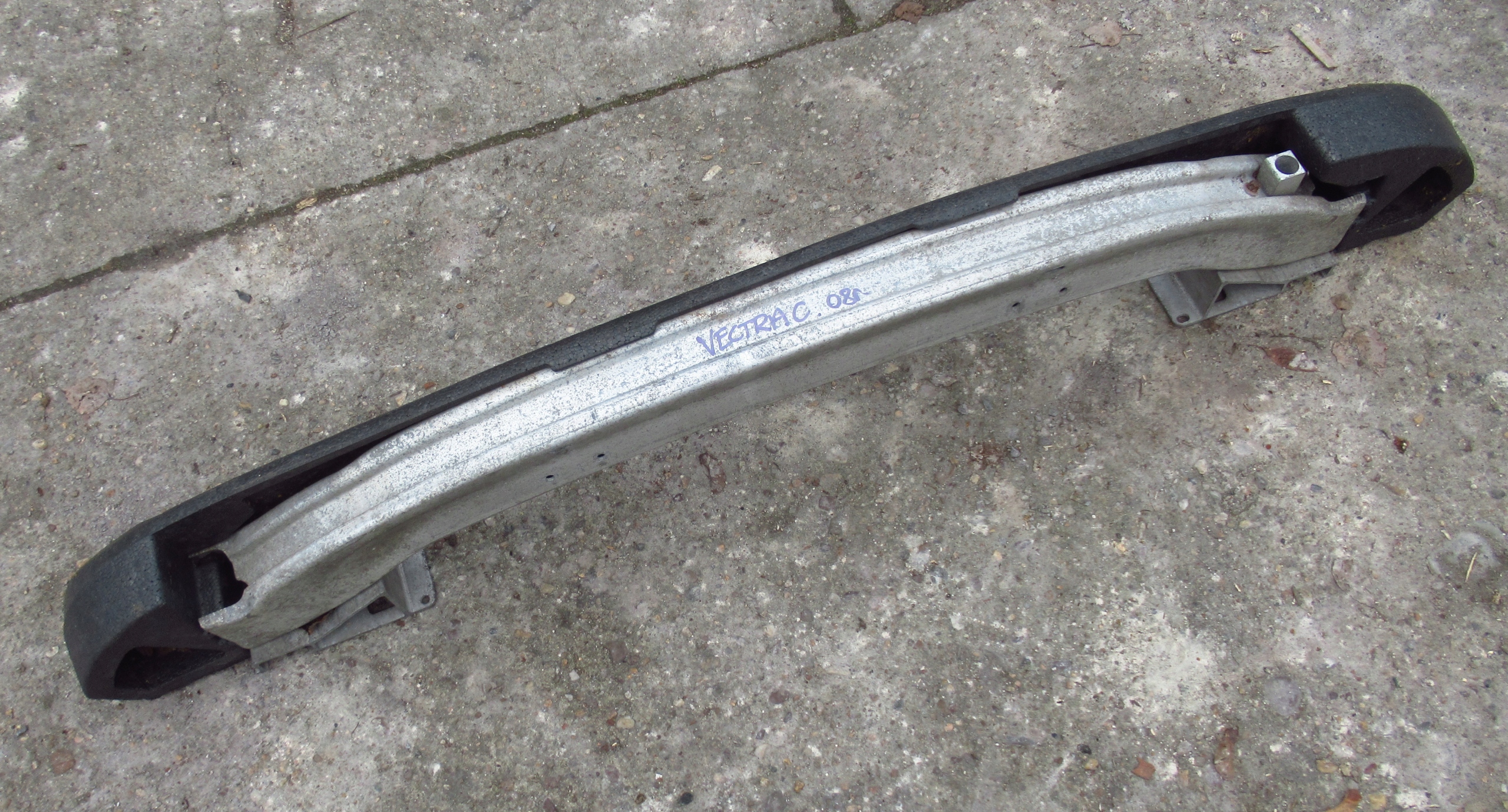 OPEL VECTRA C KOMBI bumper support ABSORBER rear part