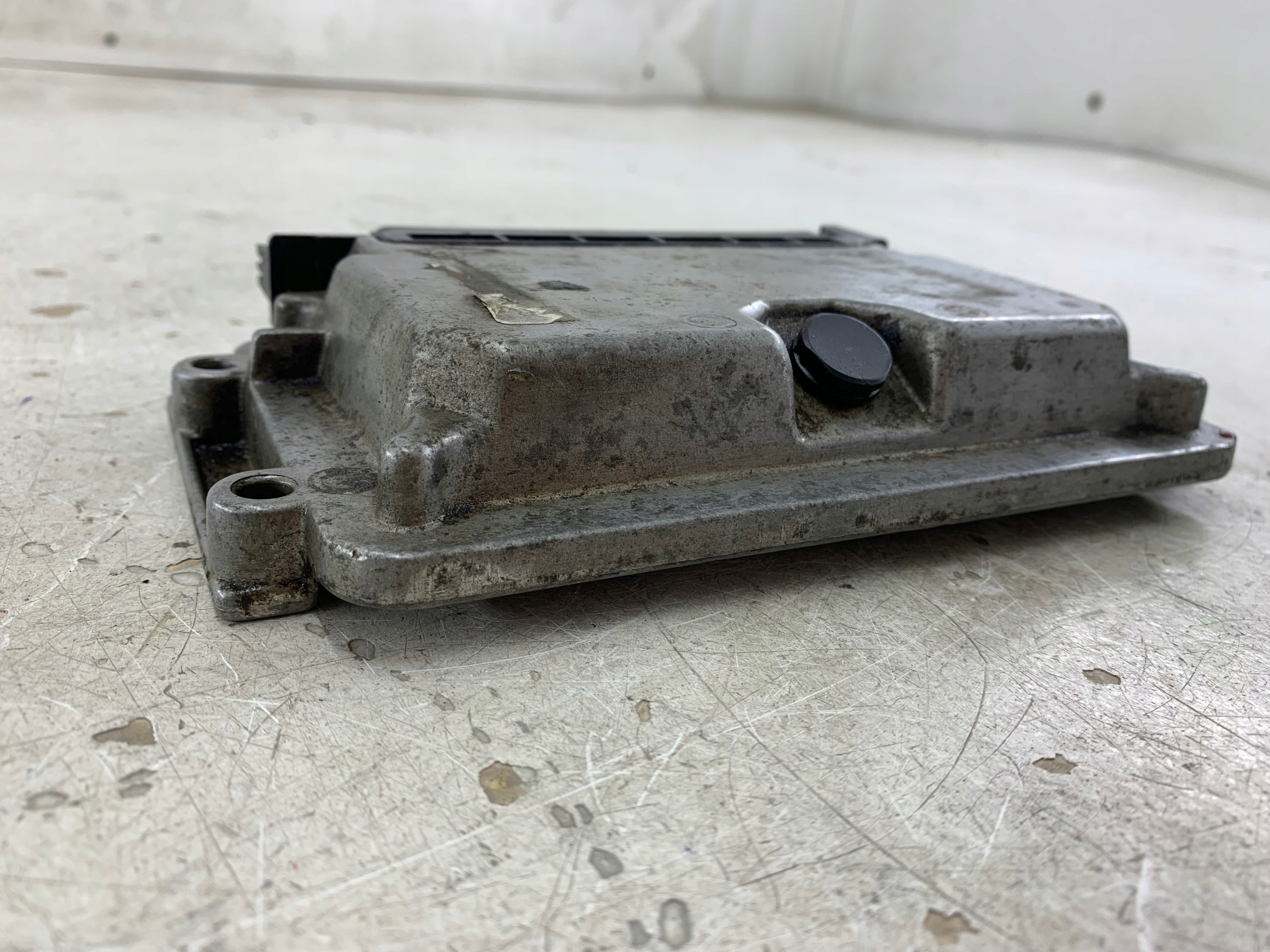 PEUGEOT 206 1.4 unité de commande électronique uce moteur 9632693780