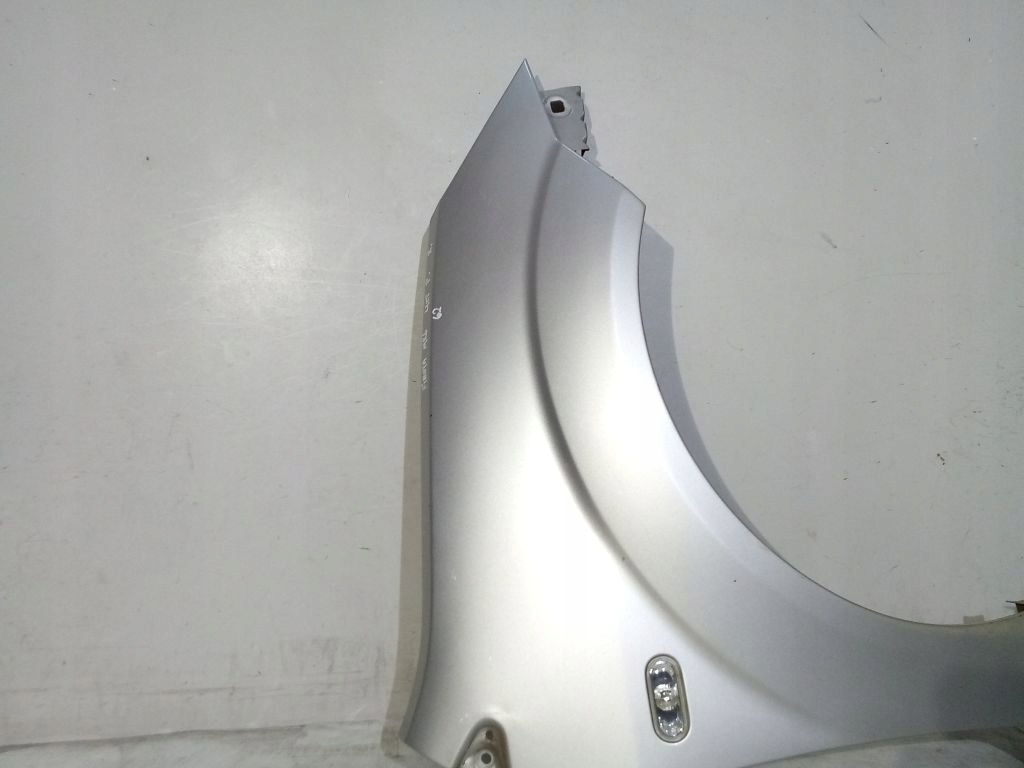 Ford Fiesta MK6 lift parafango Destra 62