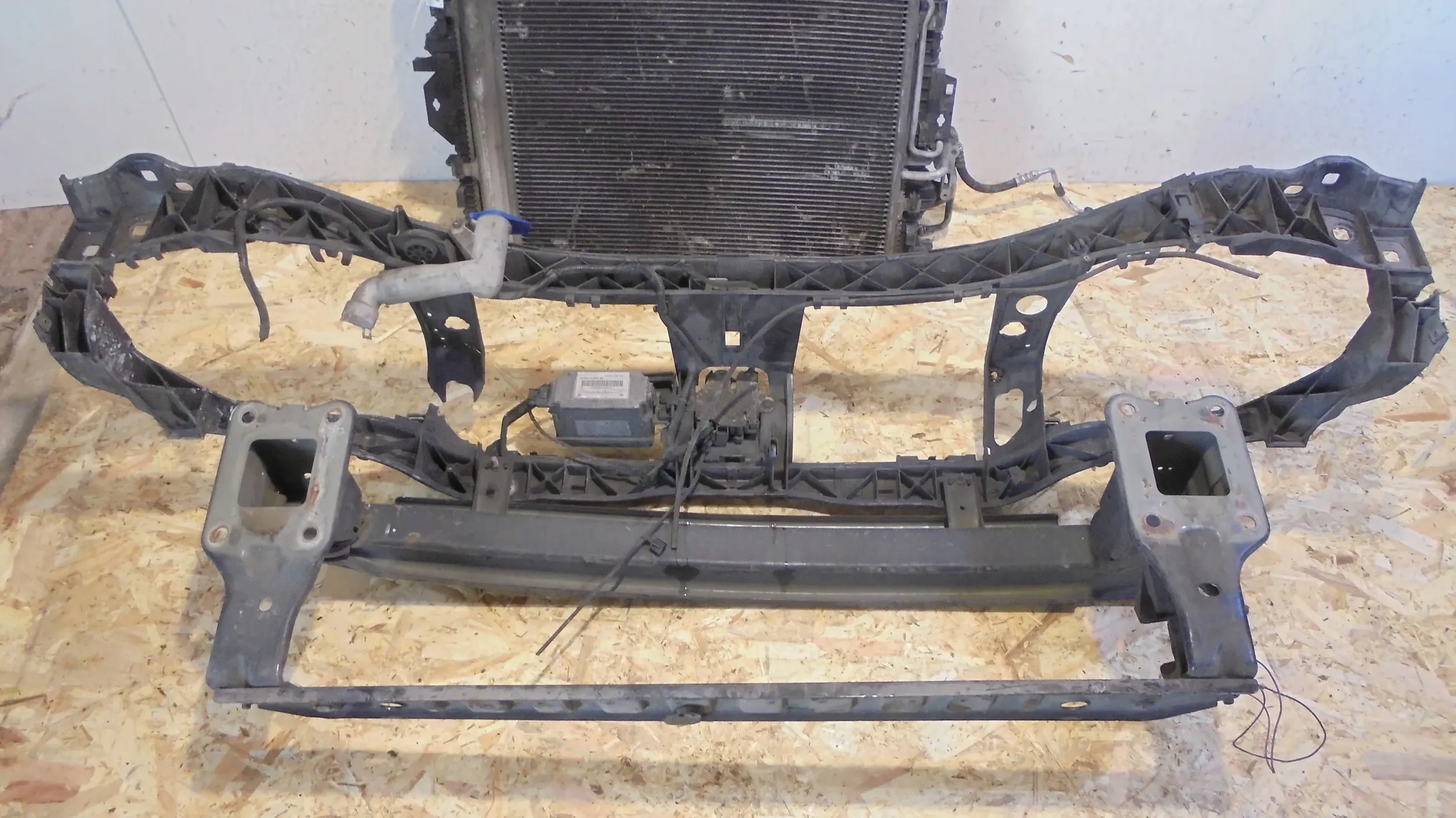 support panel for radiators Ford S-Max 06- 2.0 TDCI