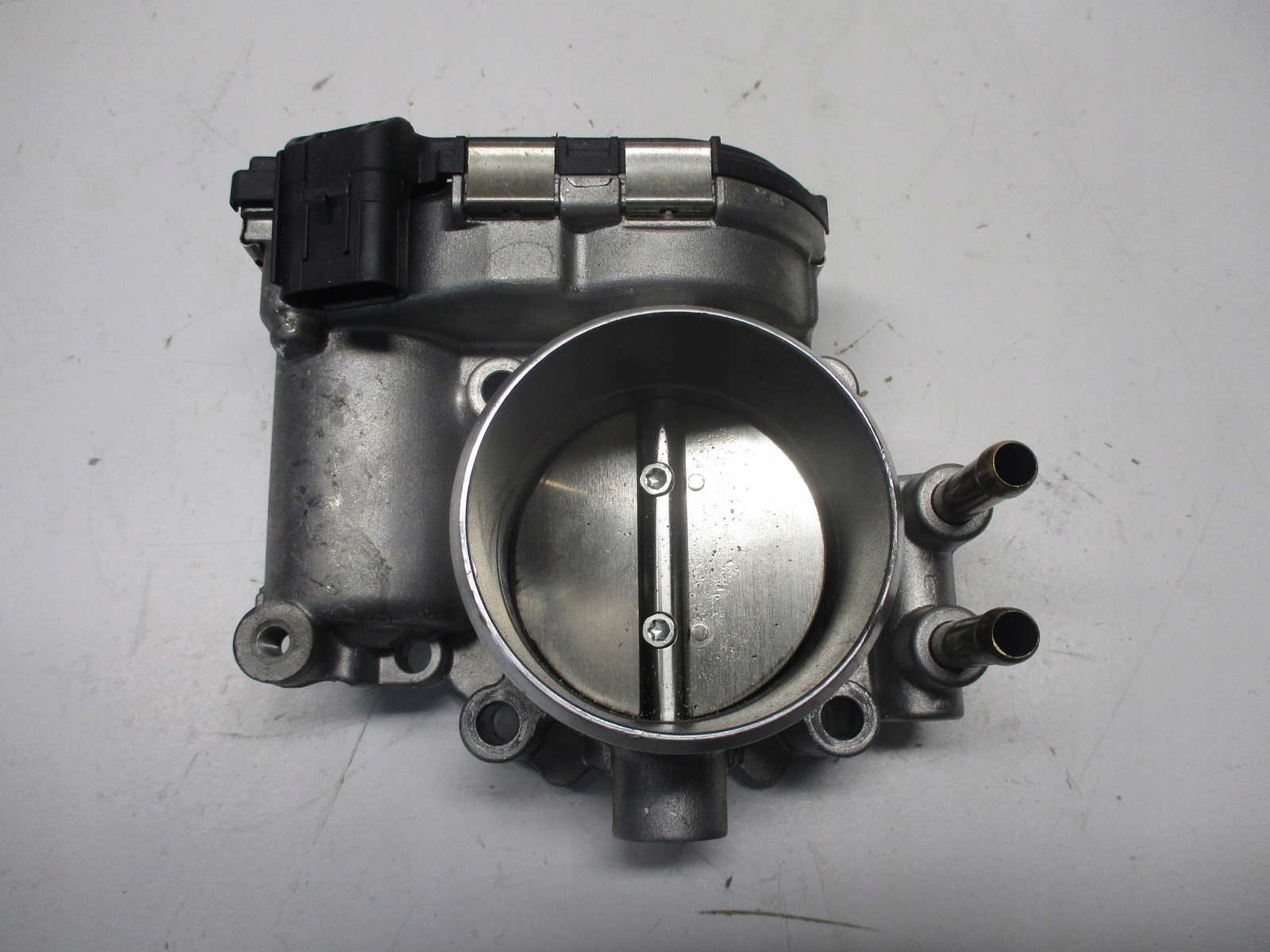 throttle flap JAGUAR E PACE 2,0iT K4P3-9F991-AA