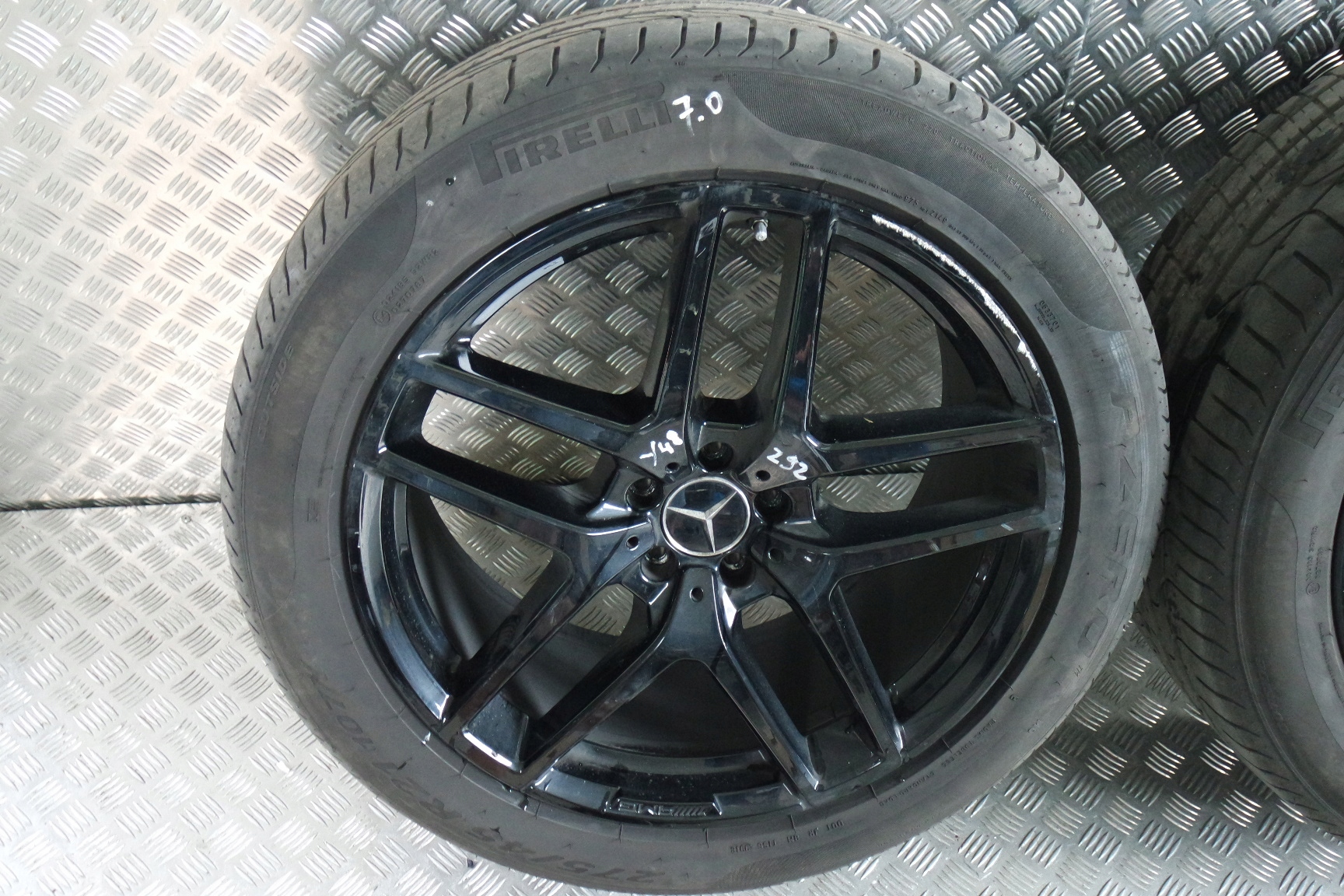 KOLA FELGI MERCEDES GLE 292 AMG 21' Y48 LATO Liczba felg w ofercie 4 szt.