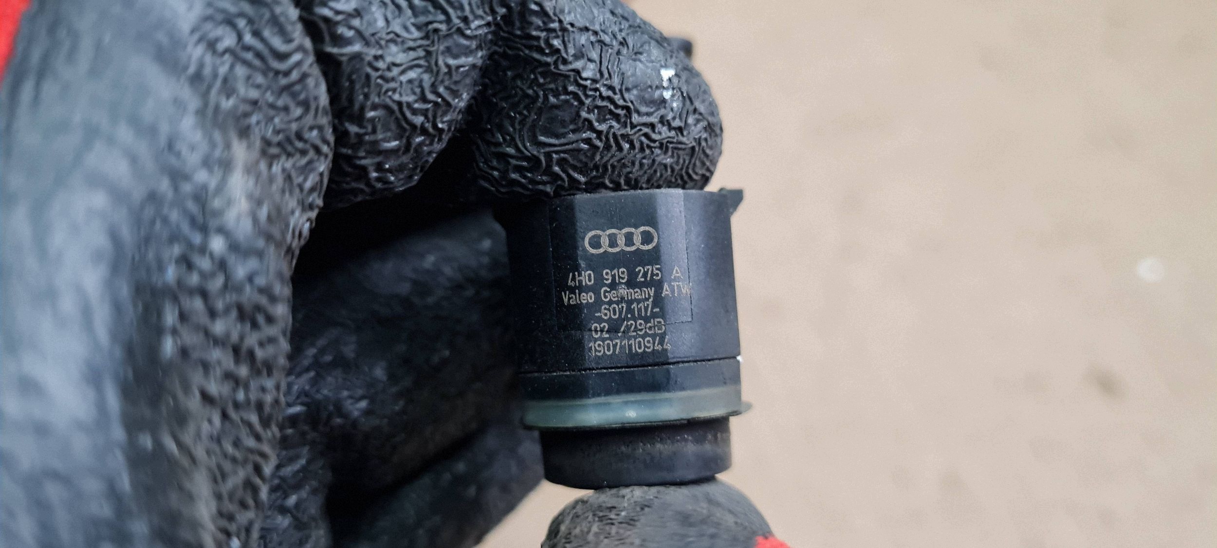 A6 C7 4G Sensor PDC Connector Contact A7 4G A5 8T A4 B8 Q5 8R 4H0919275A