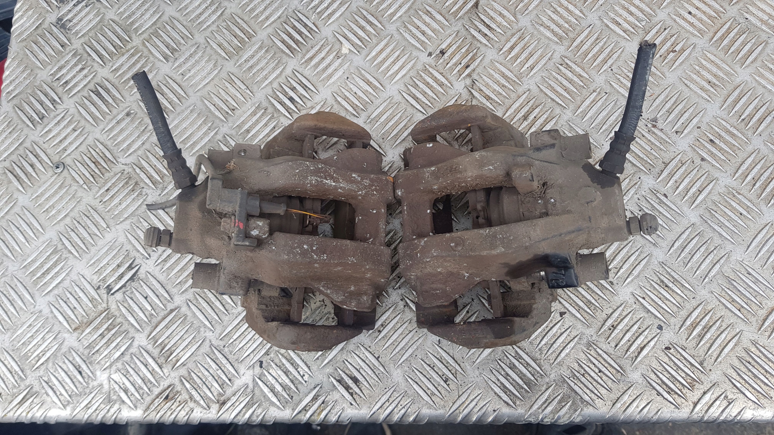 MERCEDES W211 caliper brake rear part left right 3234