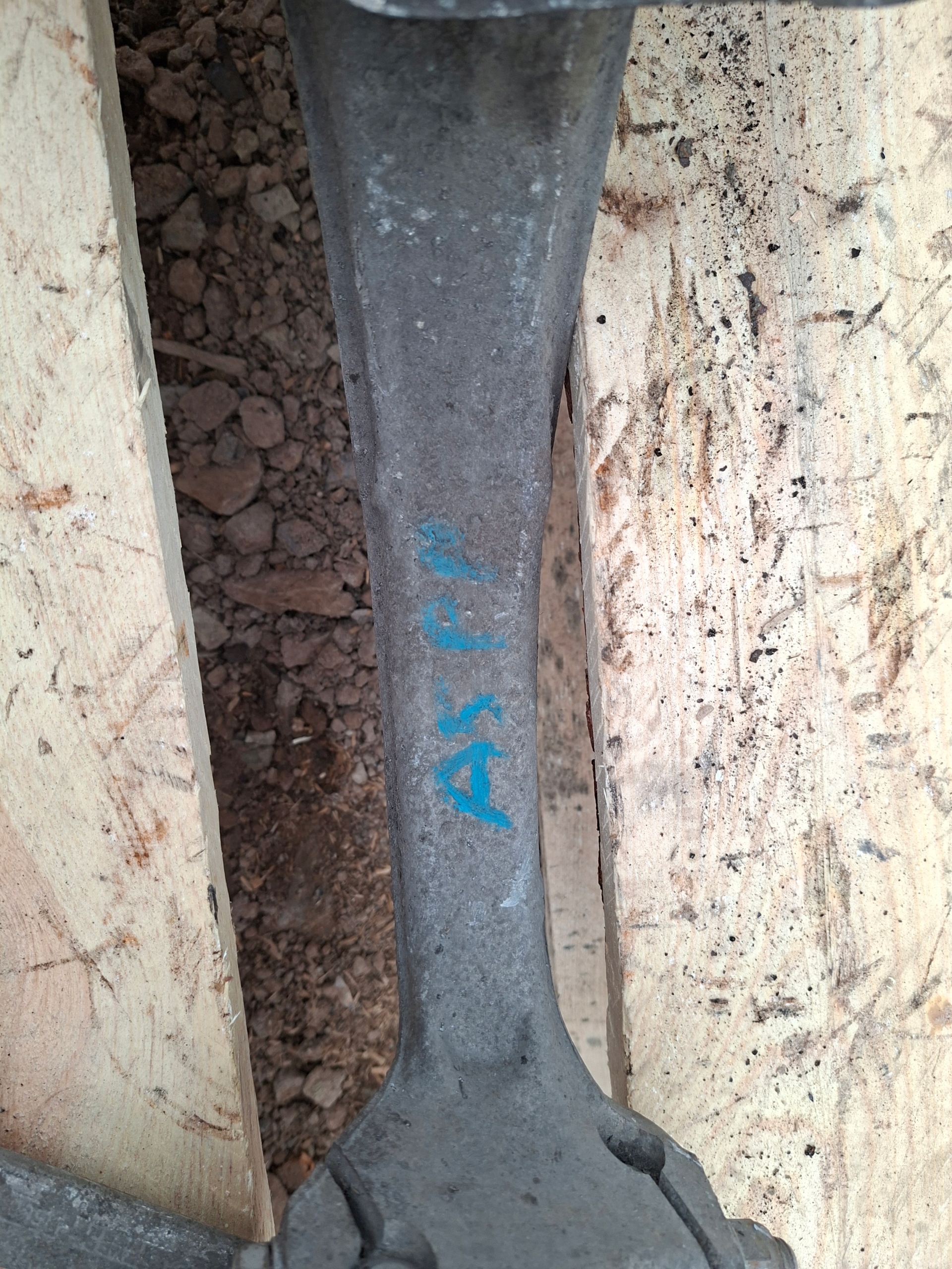 swing z of the pivot right front right front Audi A5 8T CGKA