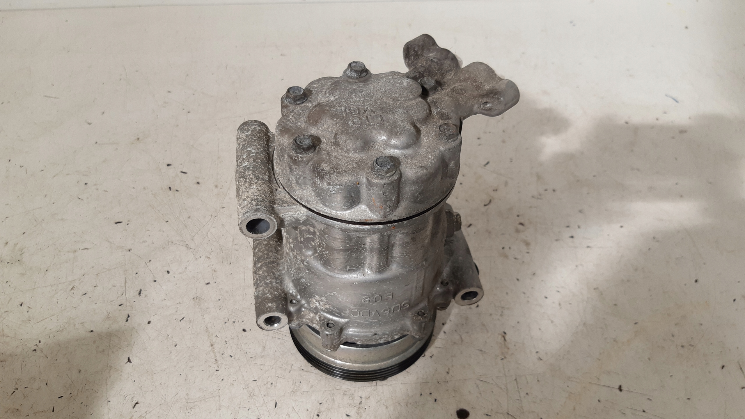 pumpa klimatizaci 8200840899 Dacia Sandero