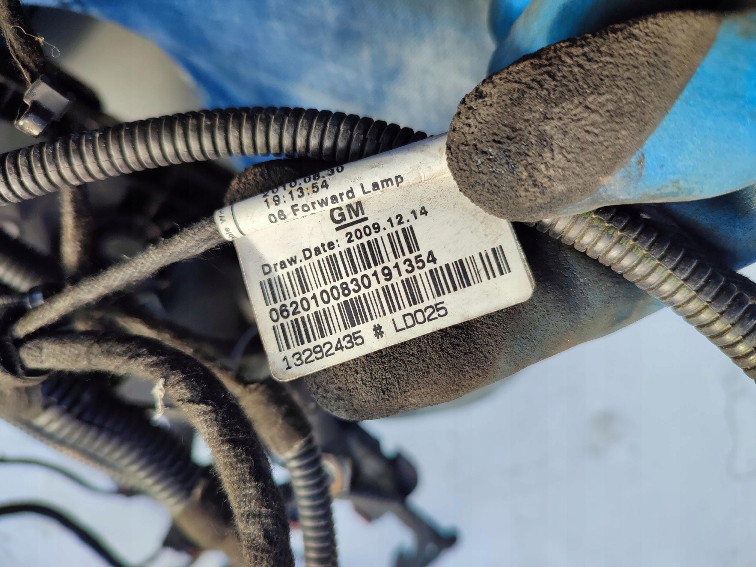 bundle of the engine OPEL ASTRA J 1.7 A17DTR 13292435