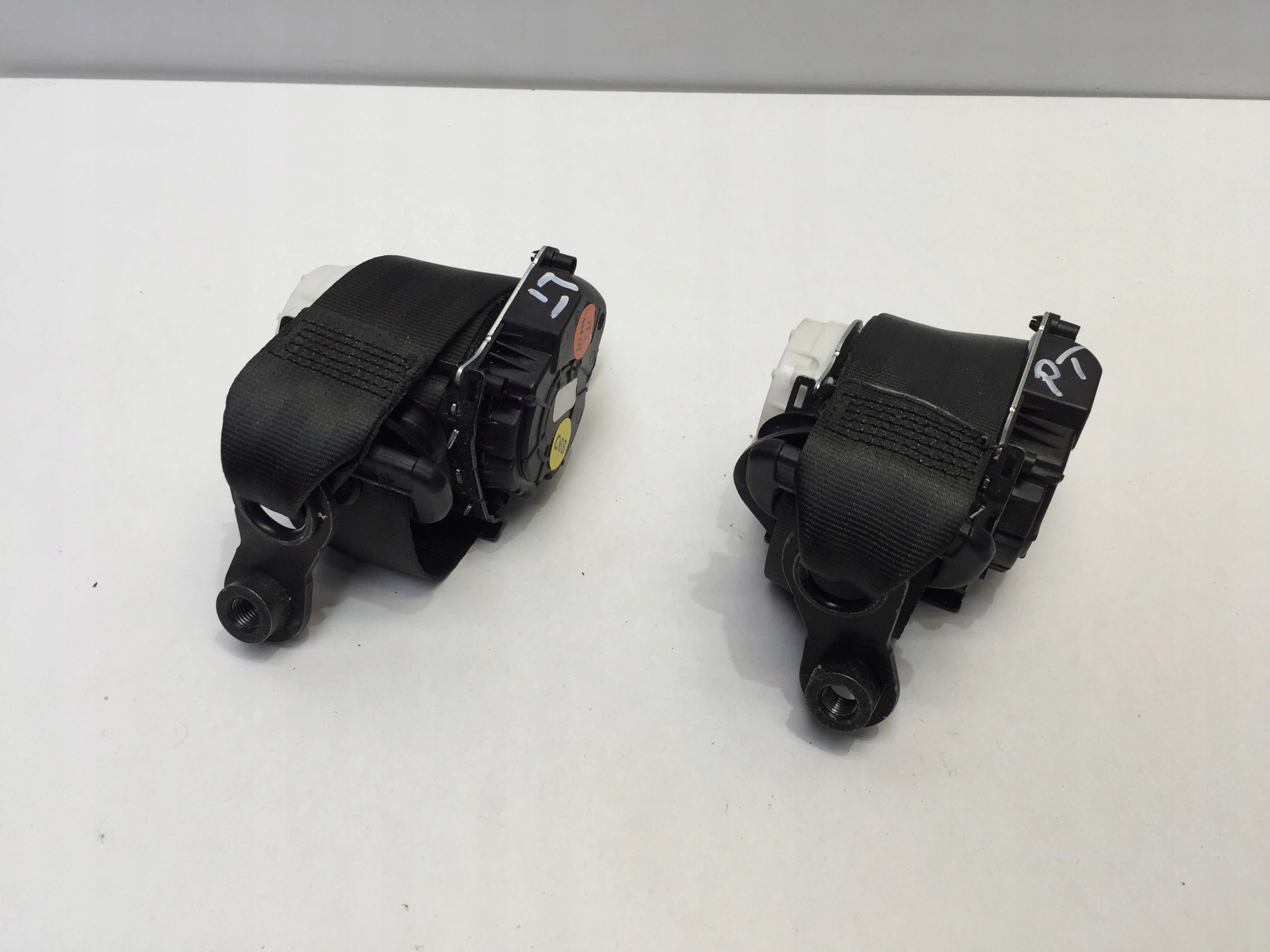 P34239621C - SEAT TARRACO 2020 РЕМЕНЬ ПРАВЫЙ ЛЕВЫЙ ЗАДНИЙ 3 РЯД