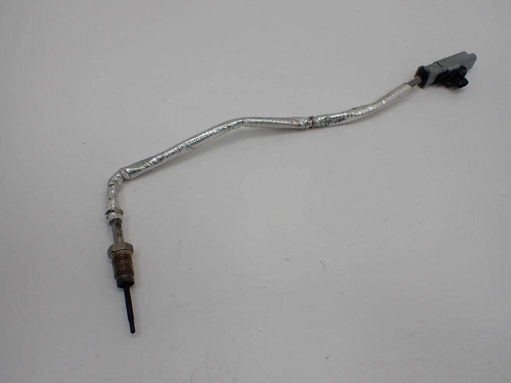 M8D2-12B591-BB - Датчик температури вихлопних газів E-PACE 2.0 D i4 D200 21R