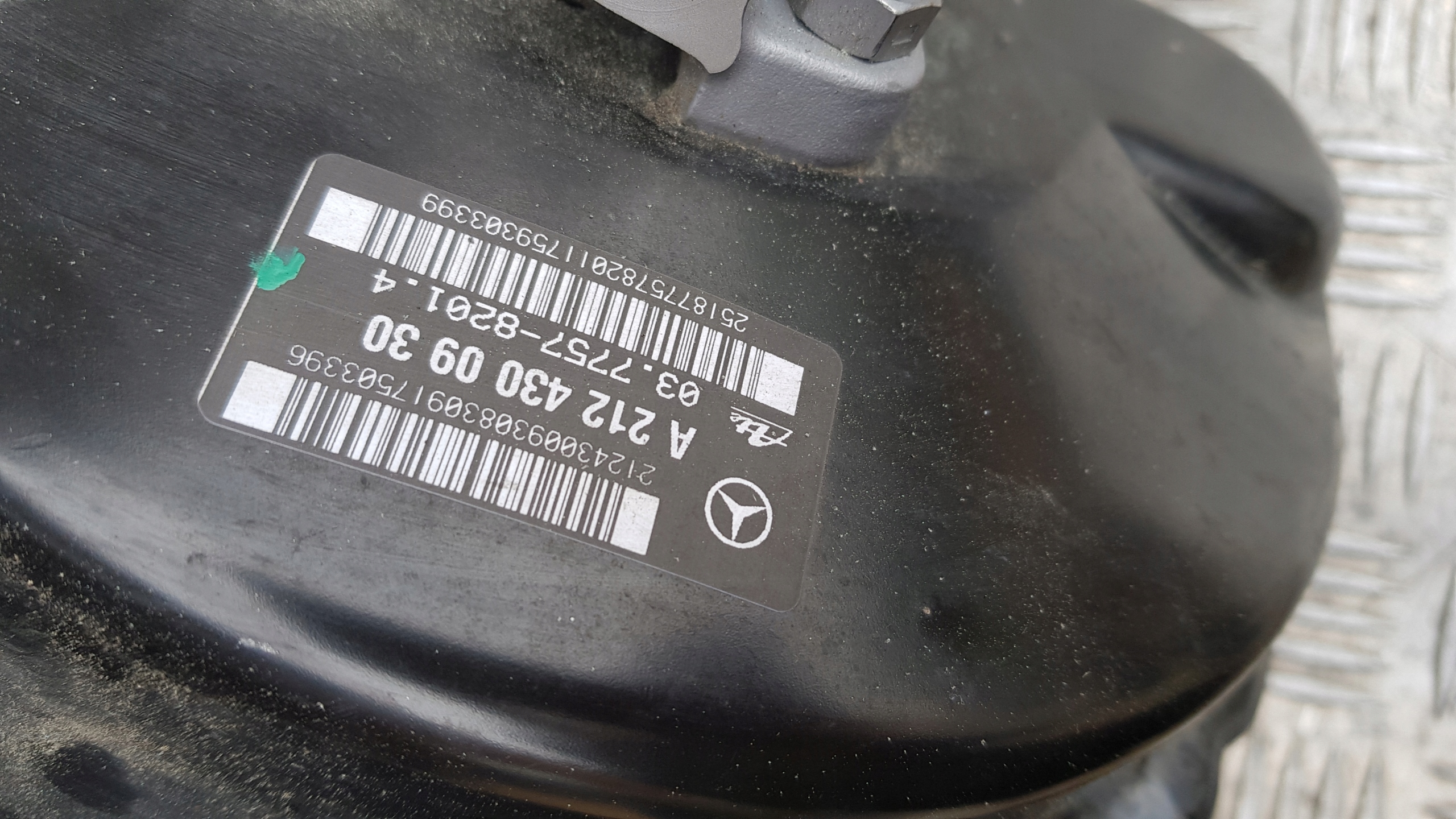 MERCEDES W212 2.2 CDI servo Servofreno A2124300930