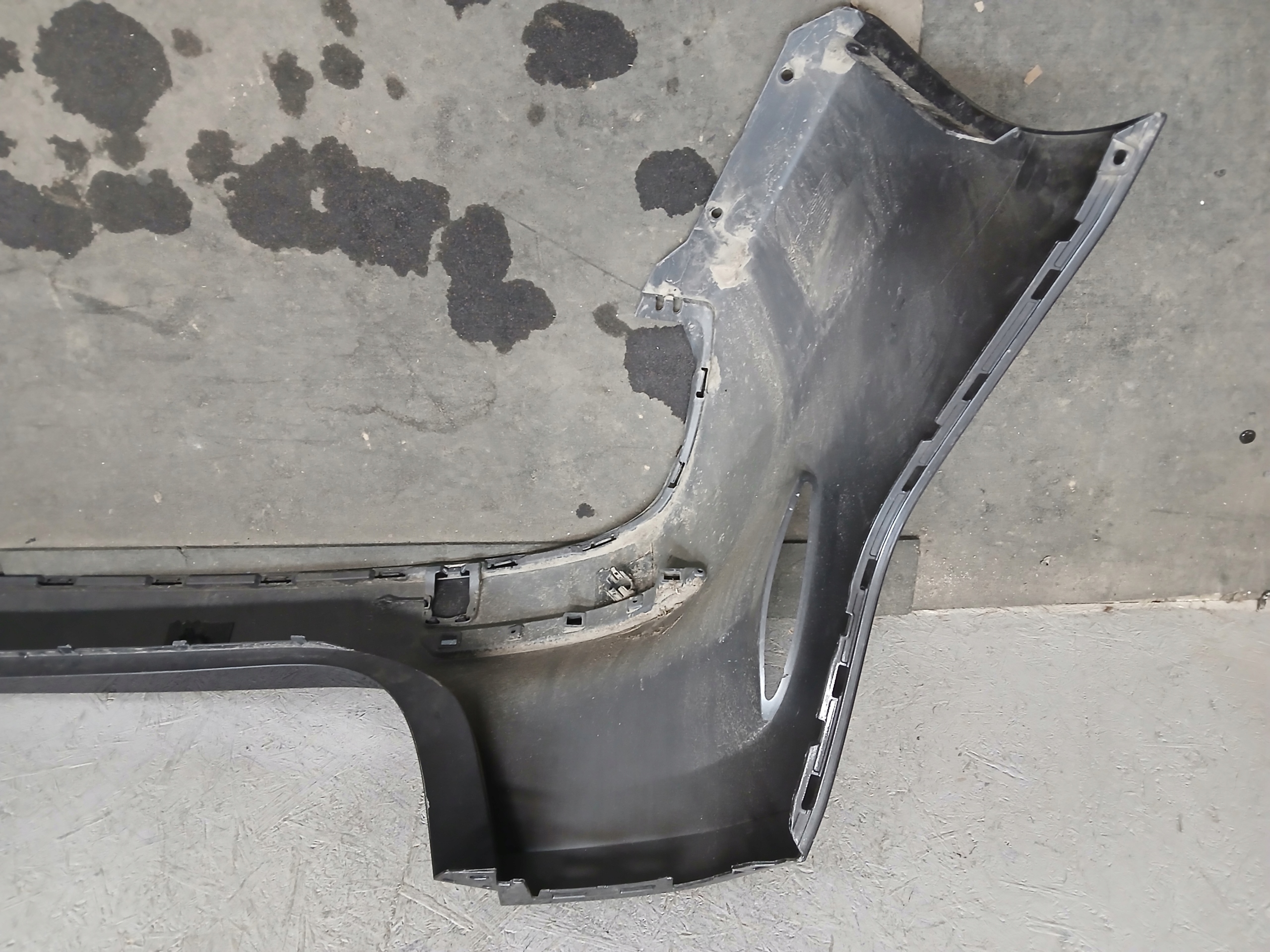 bumper rear part BMW II 2 F44