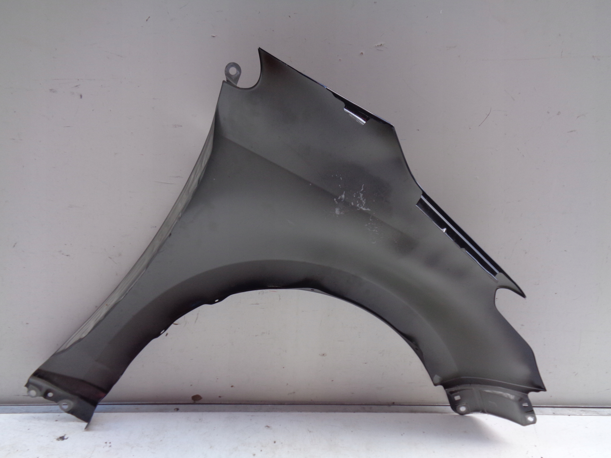 fender left front TOYOTA YARIS IV 20- NR 42986