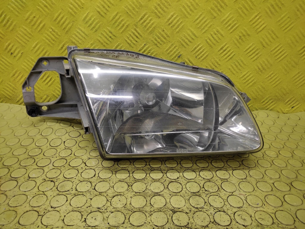 MAZDA 323 BJ REFLEKTOR light right front