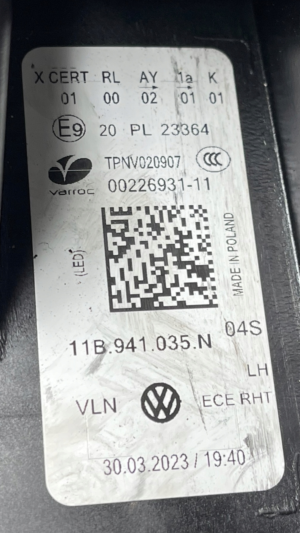 VW ID4 ID.4 light left front FULL LED 11B941035N
