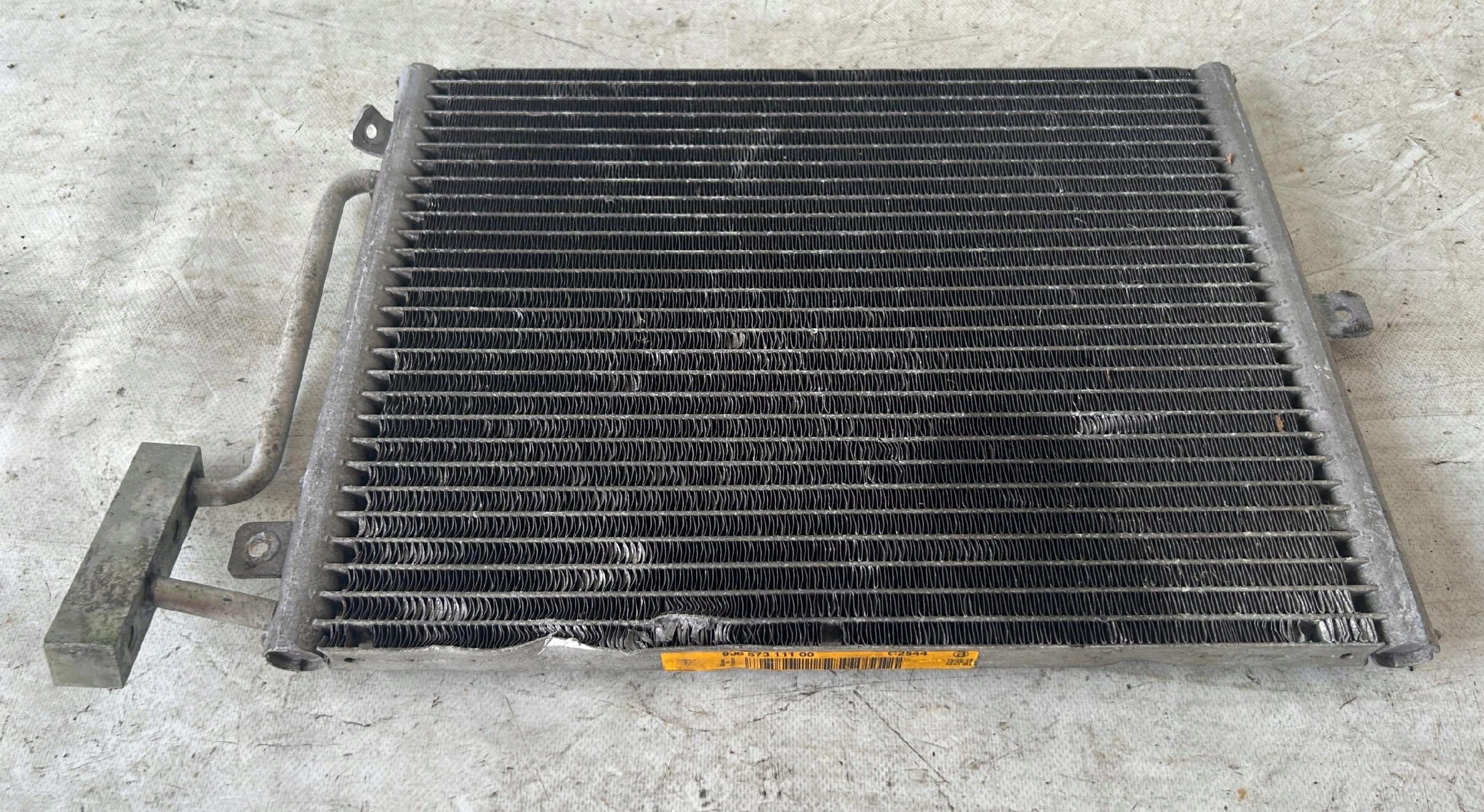 radiateur climatisation PORSCHE 911 996 99657311100