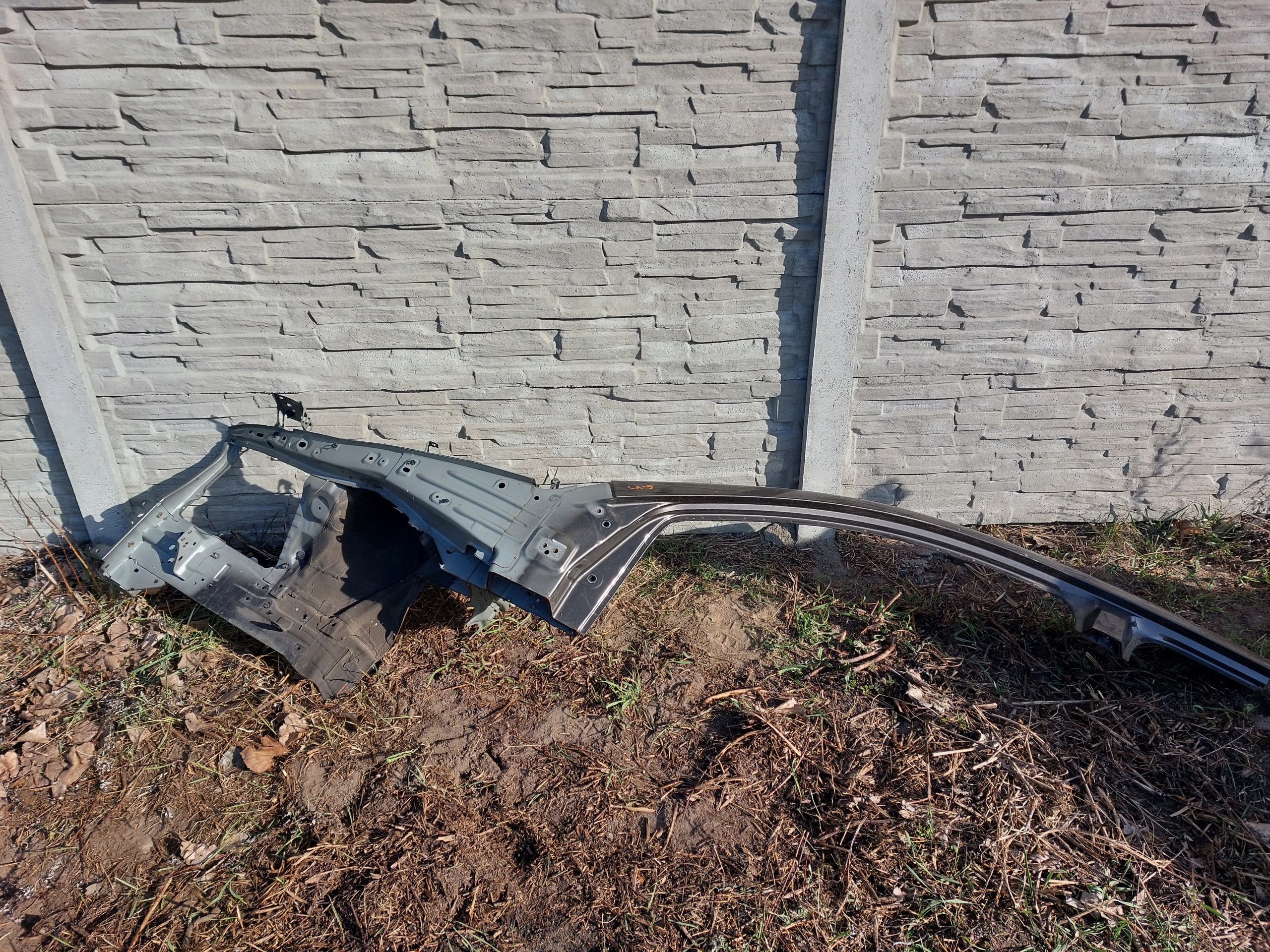 CX-5 I ЛОНЖЕРОН СТІЙКА НА ДАХ ЛІВИЙ