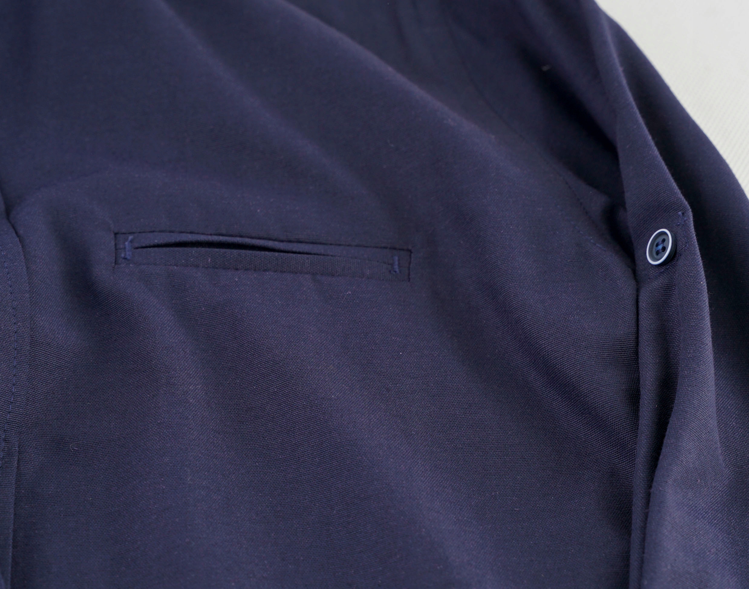 Koszula chłopięca czarna gładka ze stójką elegancka długi rękaw Kada 164 Rozmiar (new) 164