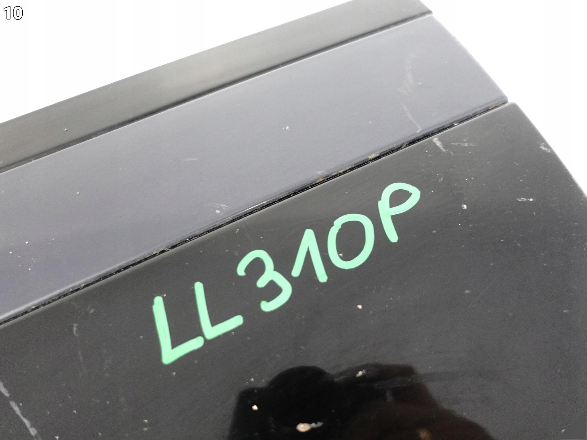 RANGE ROVER VELAR L560 17- moulding cap door right front J8A2-21064-B