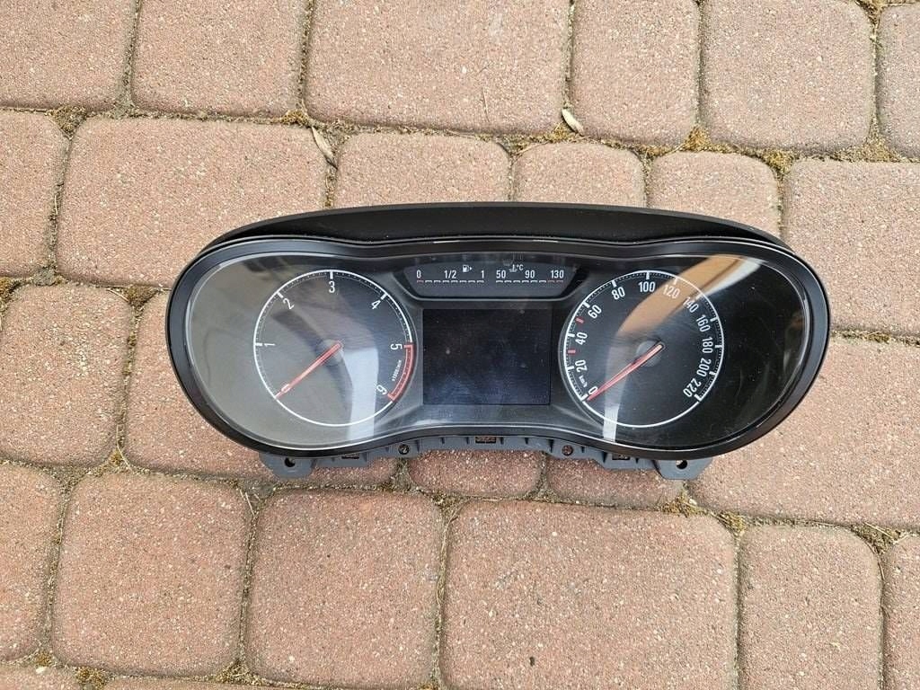 dials dials EUROPA Opel Corsa E 13499773