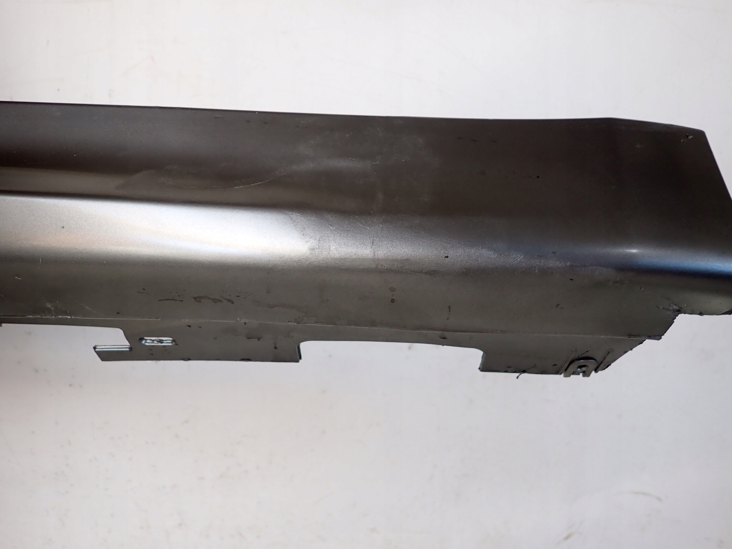 BMW 5 G30 G31 M PAKIET 17- moulding threshold right threshold right 8064744