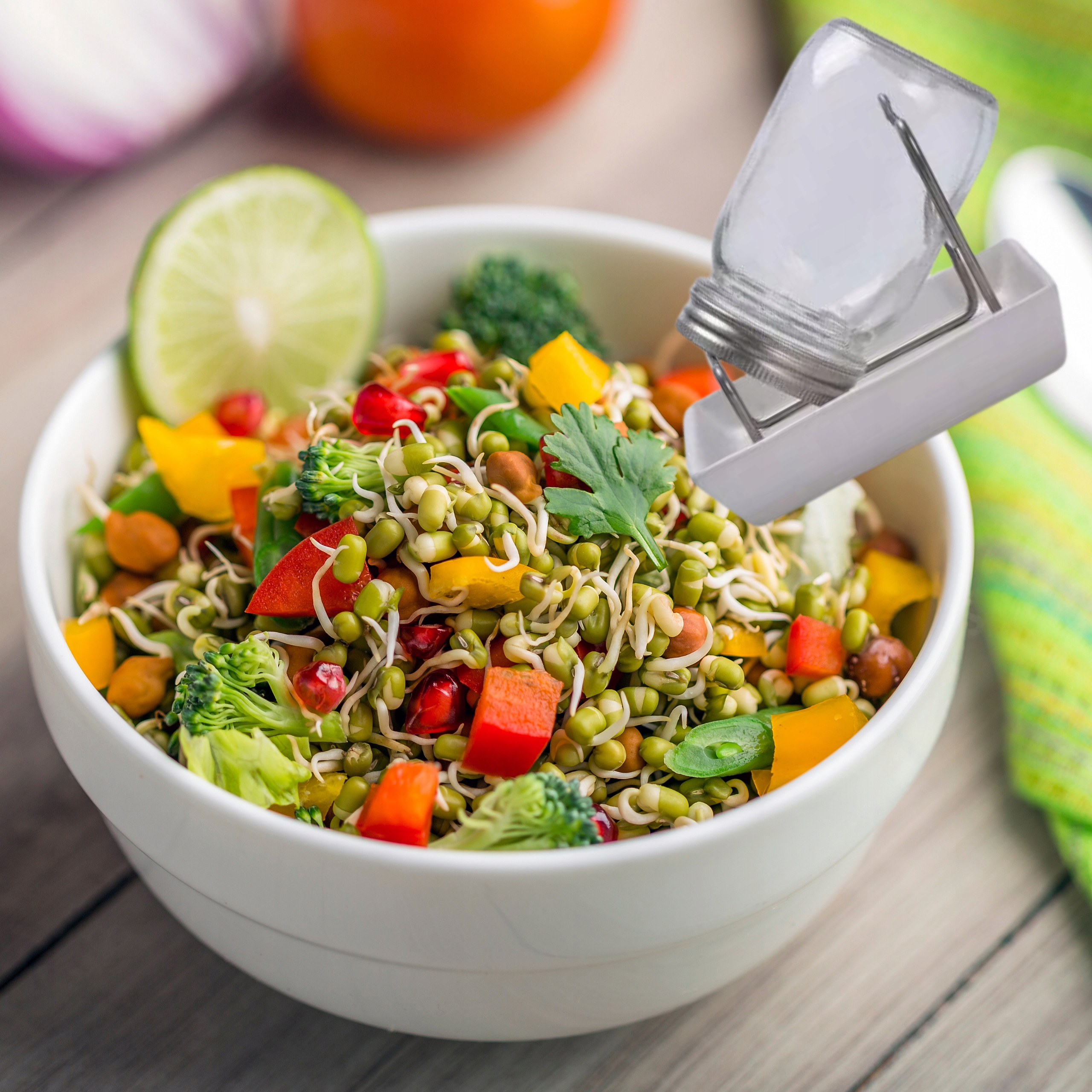 KIEŁKOWNICA SZKLANA Z PODSTAWKĄ DO DOMOWEJ UPRAWY KIEŁKÓW LEGUTKO 0,5L Pojemność 500 ml