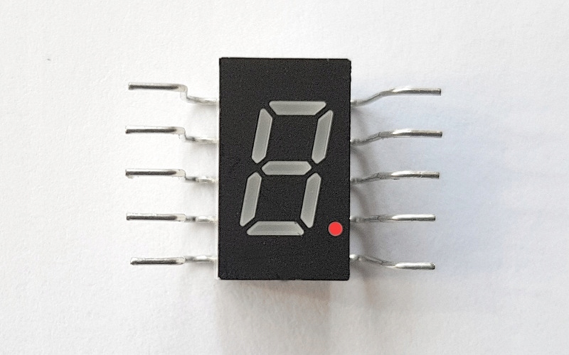 ART LED 1 CYFRA 0,30cala=7,6mm RED bended pins WA