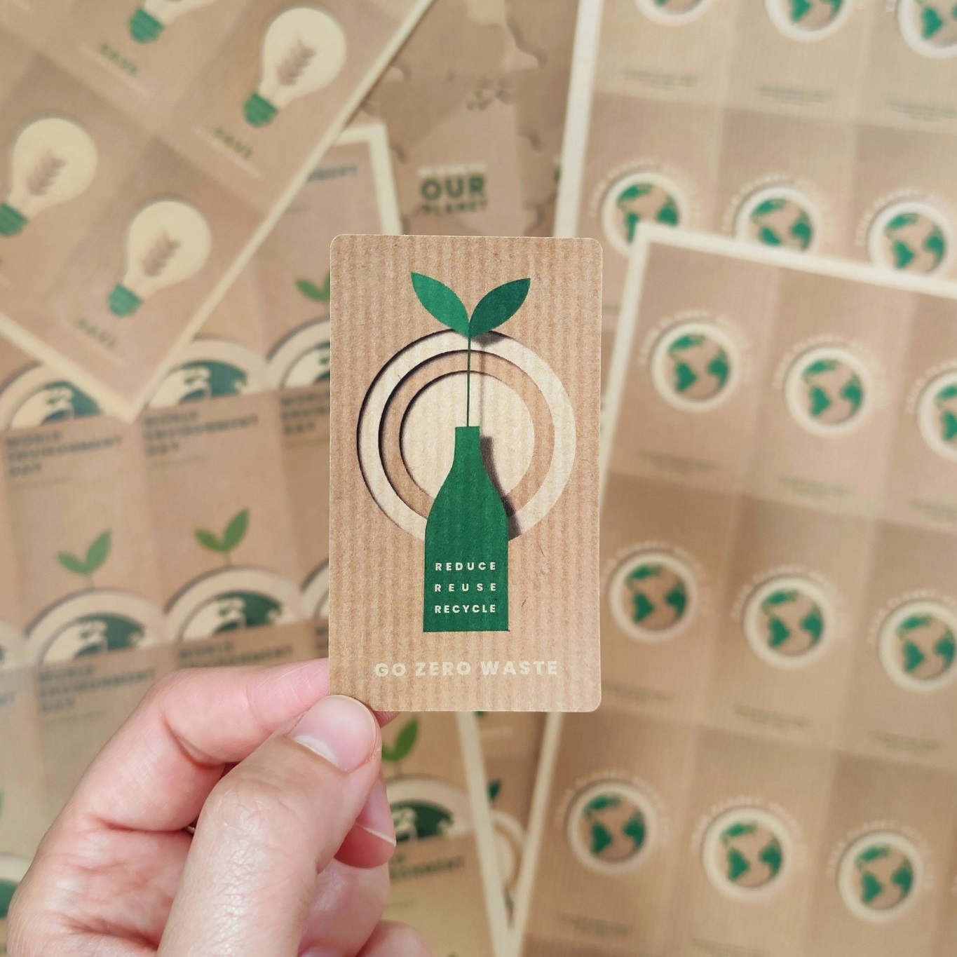 

Naklejki reklamowe eko kraft dowolny nadruk z logo
