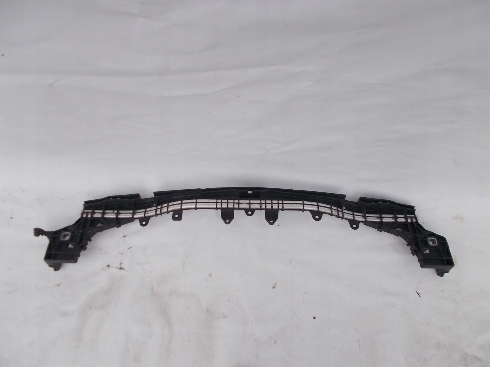 MERCEDES C W205 WZMOCNIENIE PRZEDNI PAS