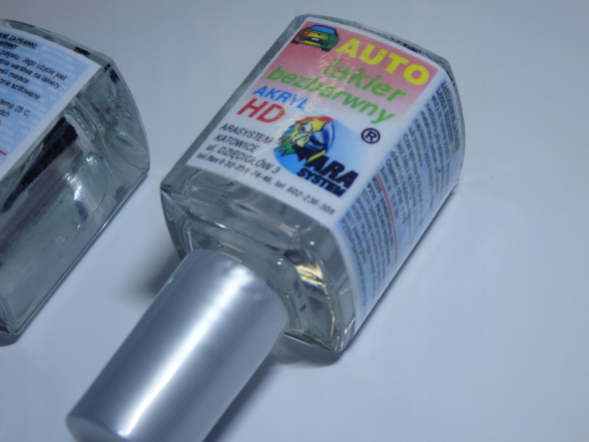 Farba zaprawka Lakier bezbarwny -Farby bezbarwna