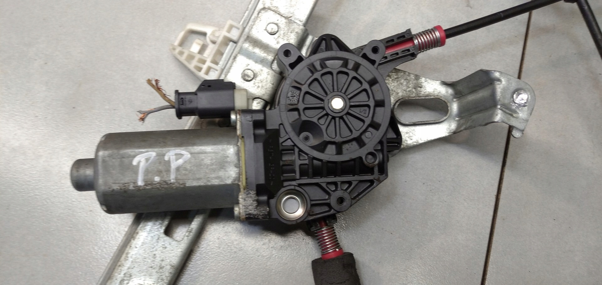 window regulator right front PEUGEOT 206 plus