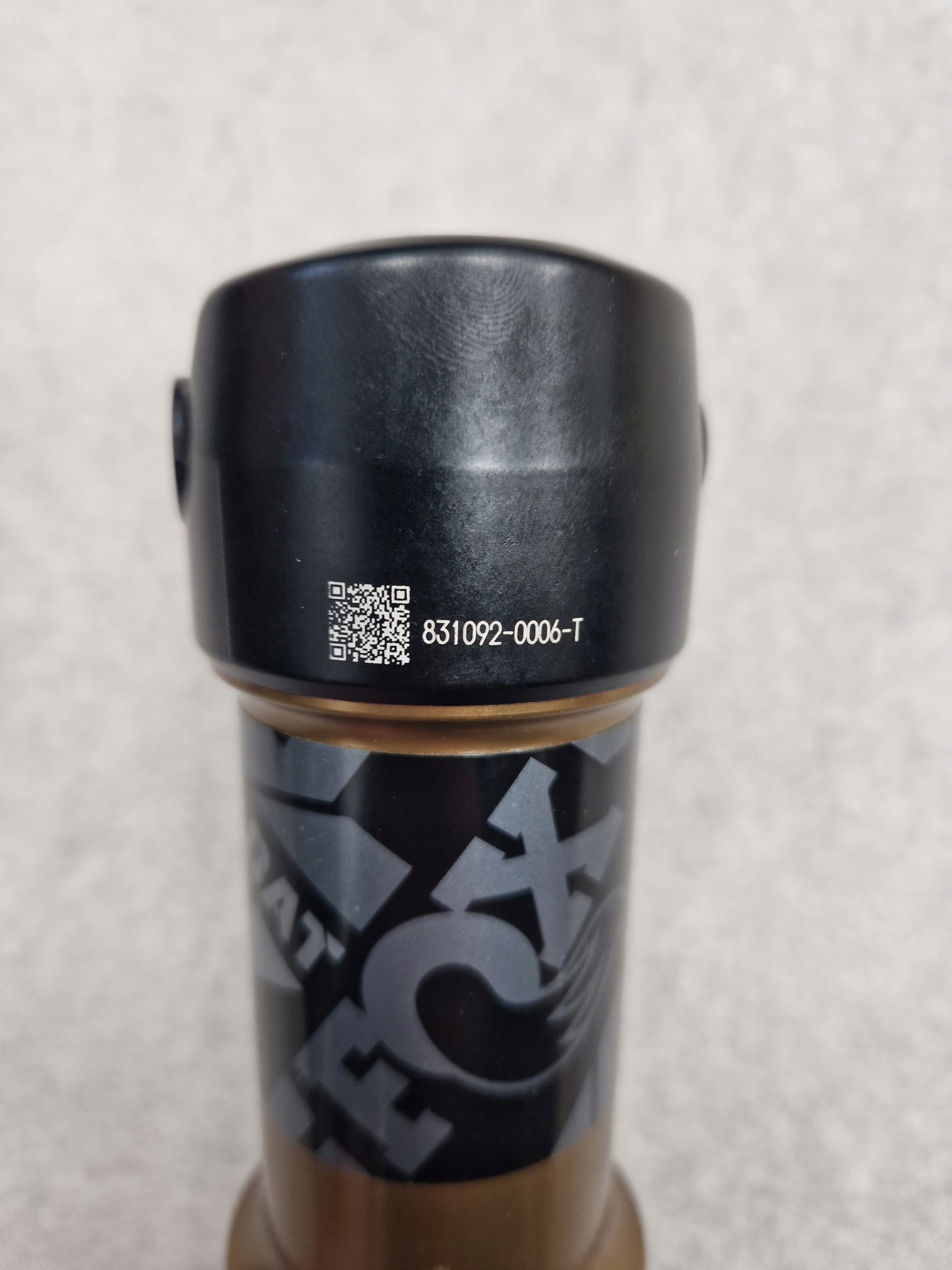 Amortyzator tylny Damper FOX Float X Factory Kashima 205x65 Medium ściskane powietrze