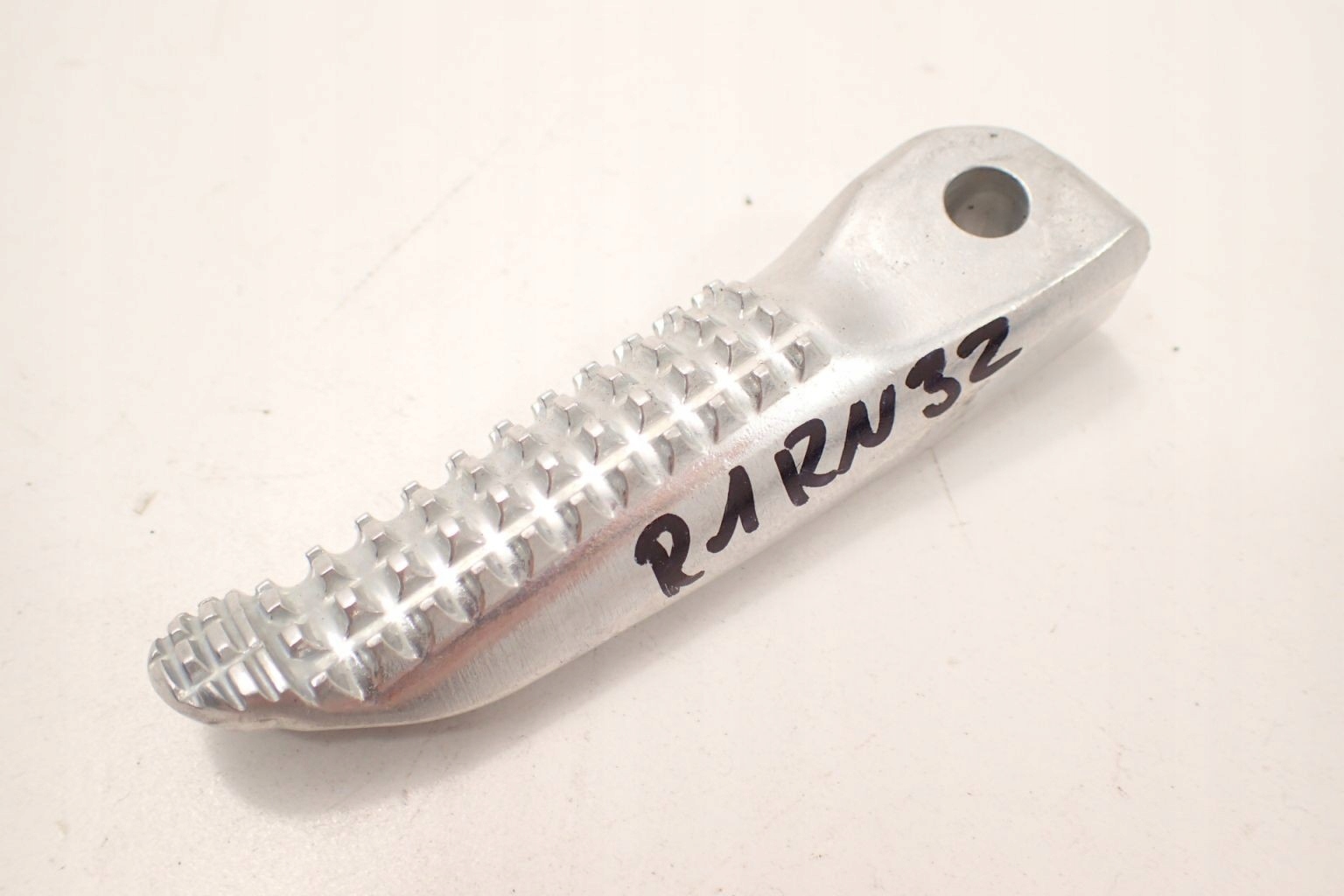 139197-1111 - Yamaha YZF R1 RN32 15-Set [P] підніжка підніжка ремінь