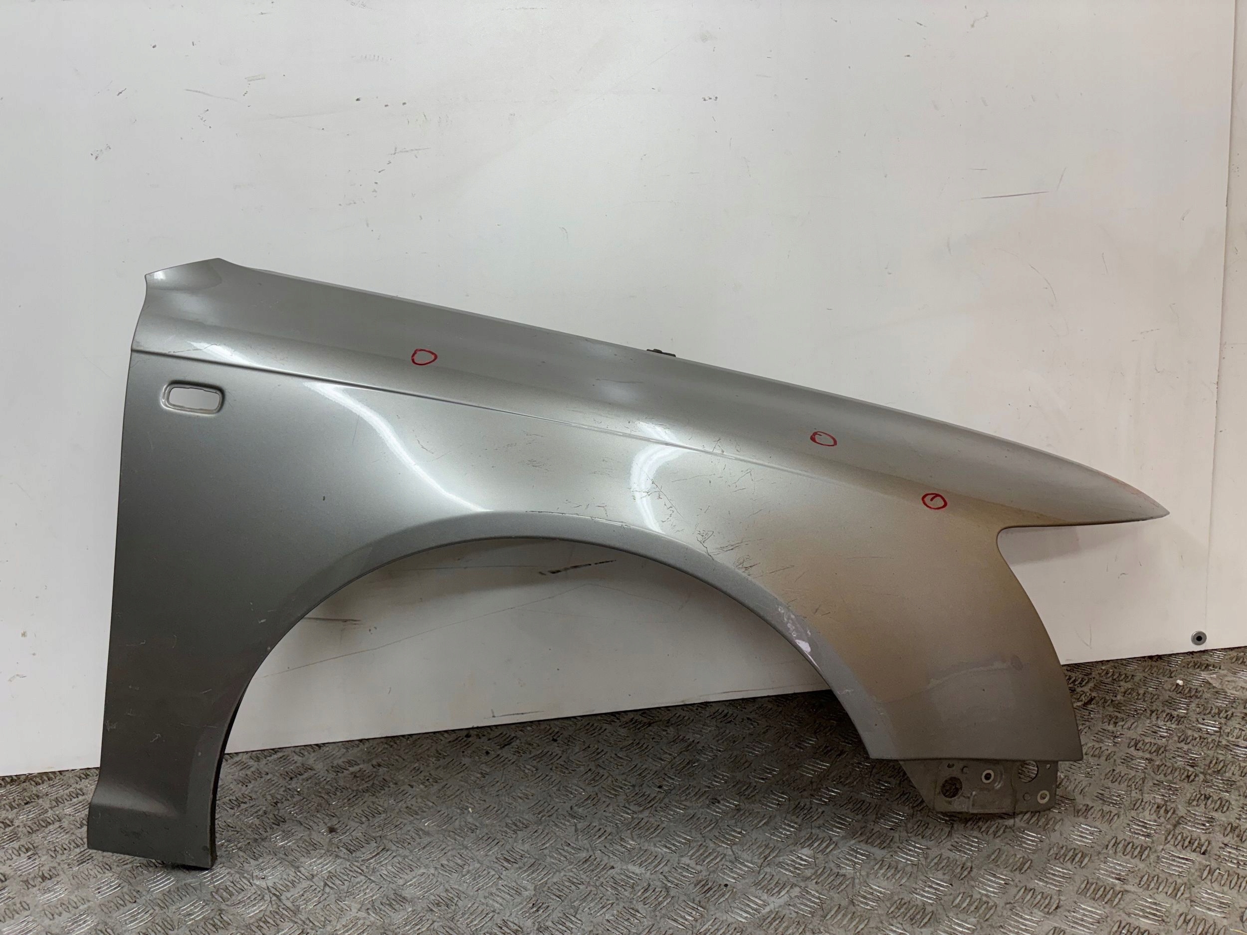 fender front front right AUDI A6 4F 04