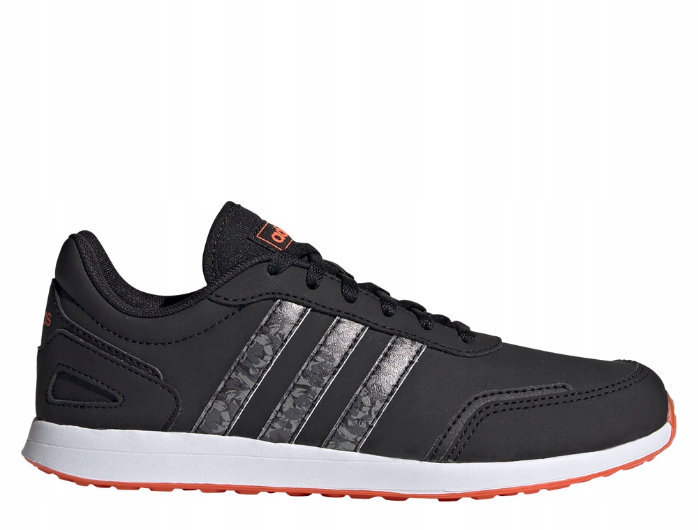

Buty młodzieżowe adidas Vs Switch 3 FY7261 39 1/3