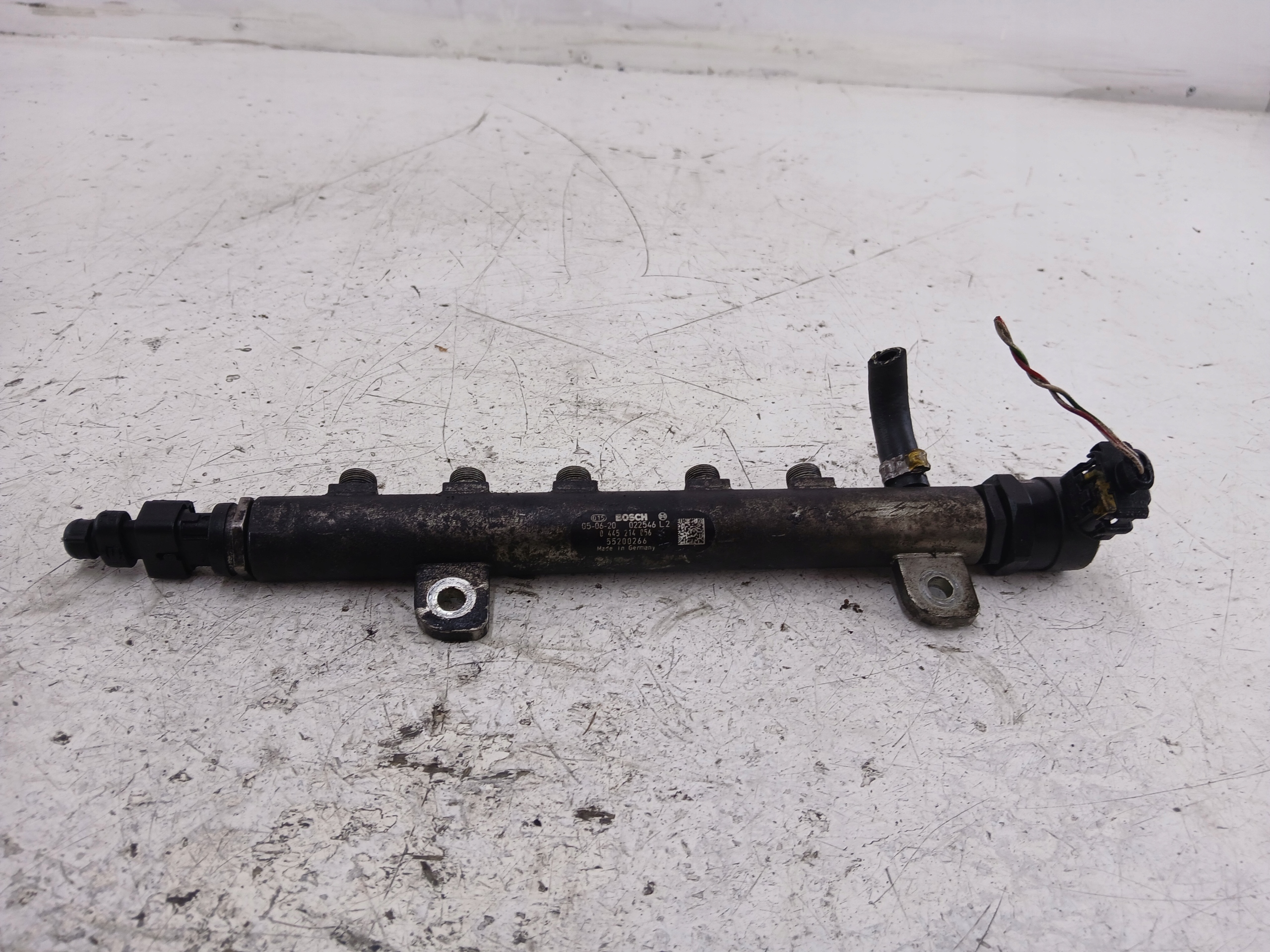OPEL VECTRA C ZAFIRA B 1.9 CDTI injection ramp 55200266 sensor