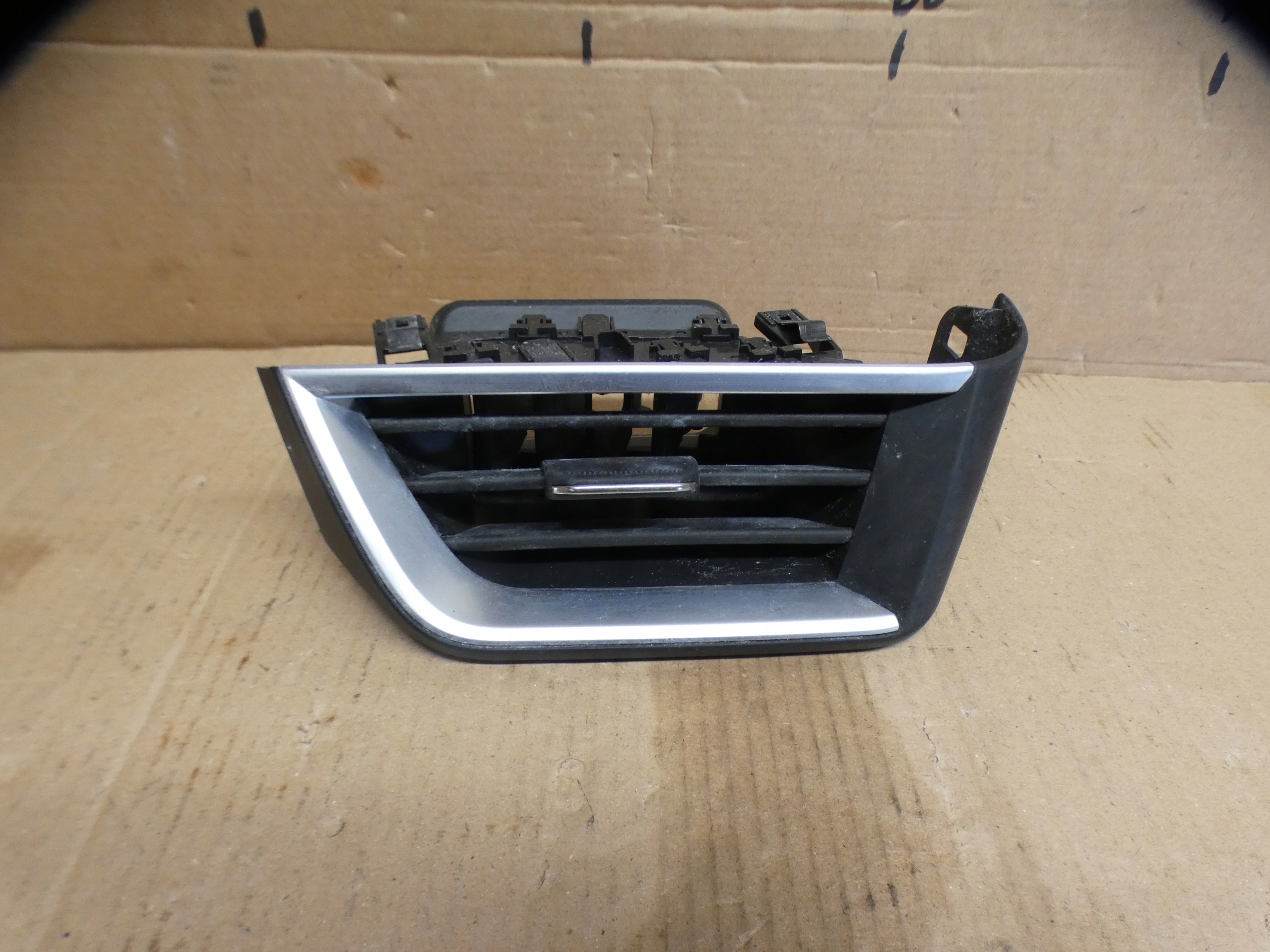RENAULT CLIO V LIFT grid air conditioning devices consoles left right