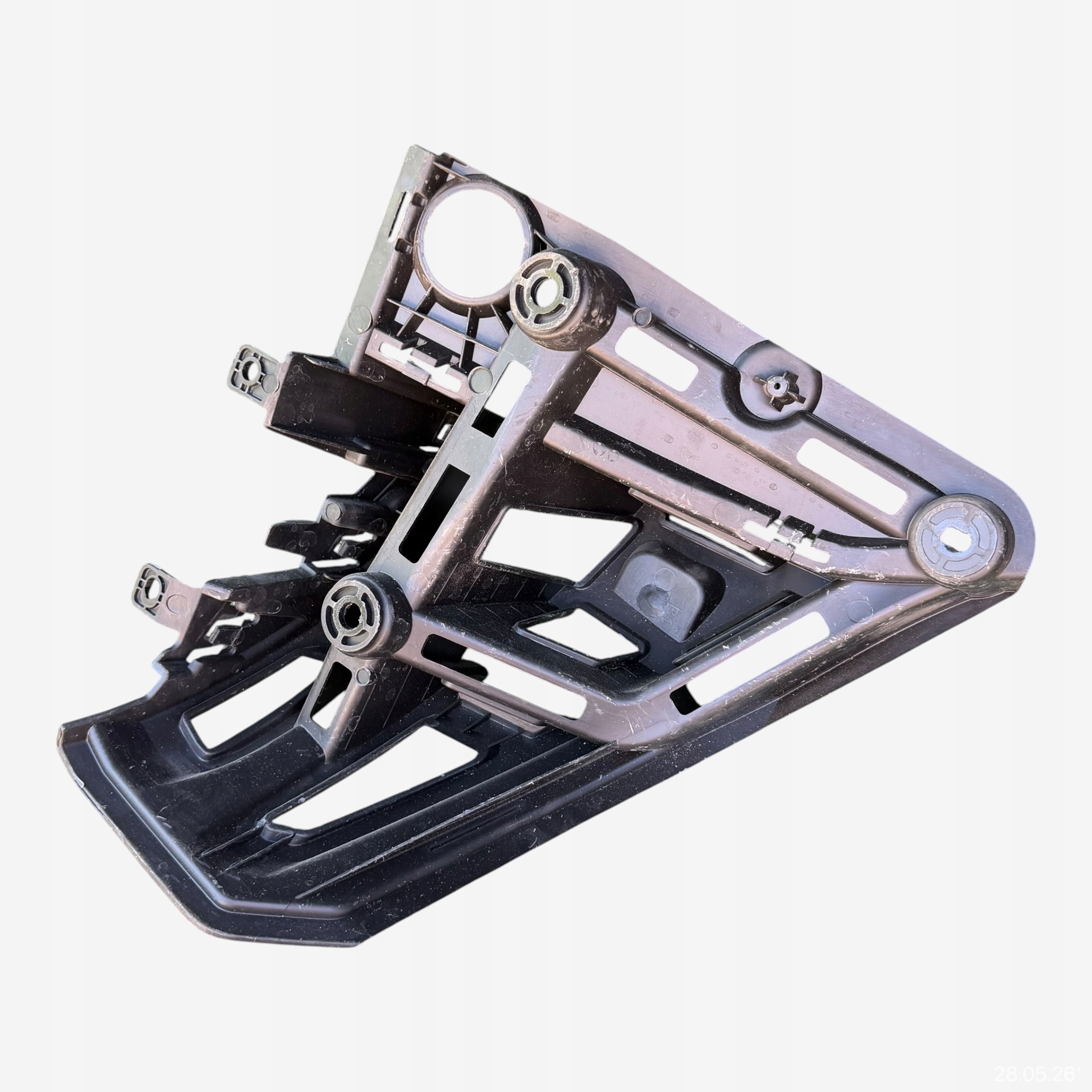 bumper bracket rear right CITROEN C5 AIRCROSS 9826677080