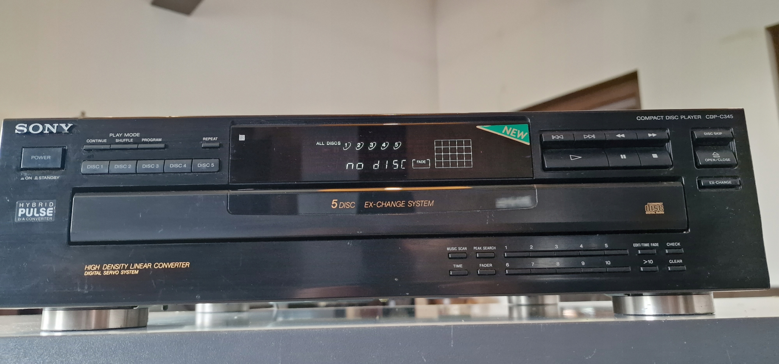 SONY odtwarzacz CD player CDP C 345 CDP-C345 Maksymalna liczba odtwarzanych płyt 1